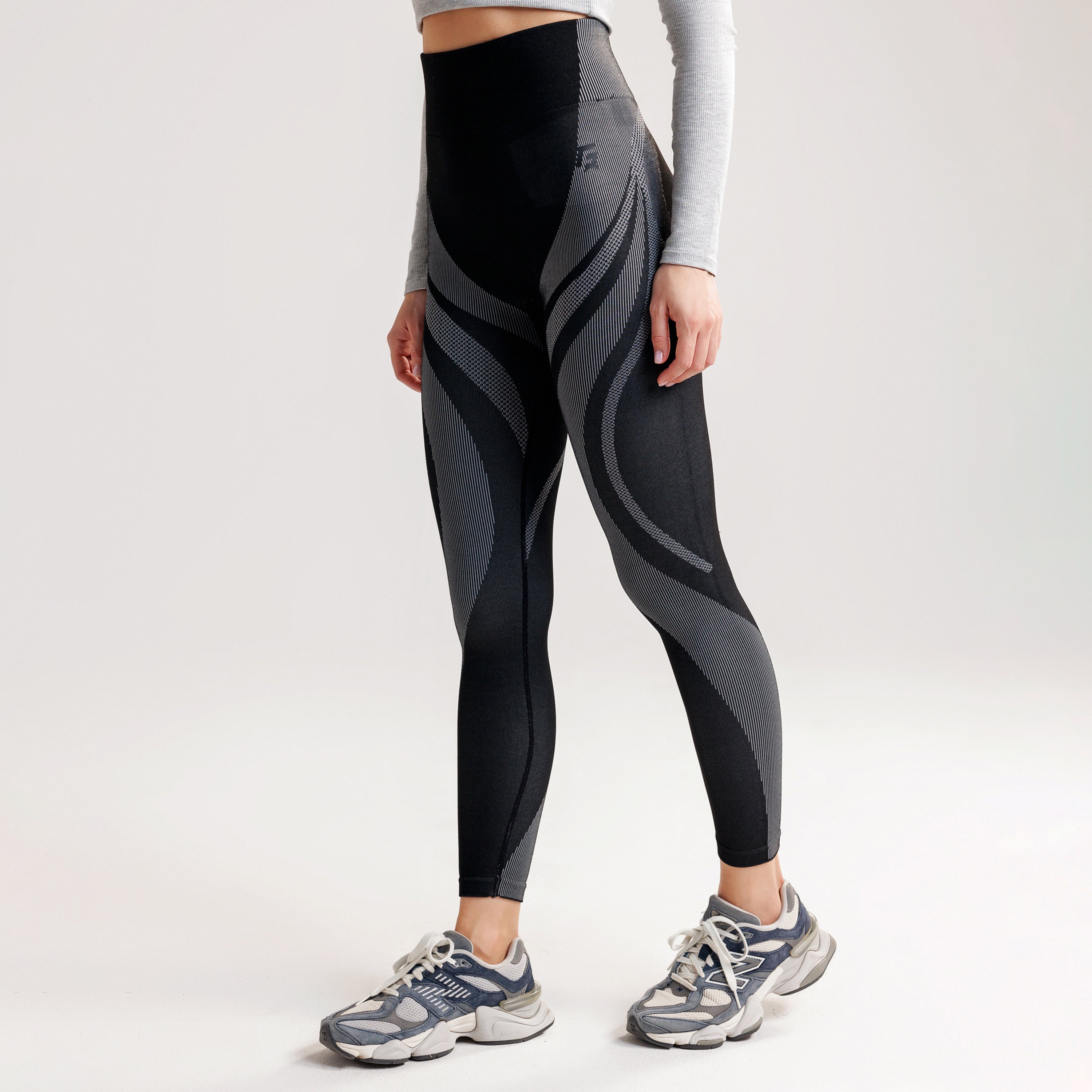 Bristle Pro Seamless Leggings (Black)