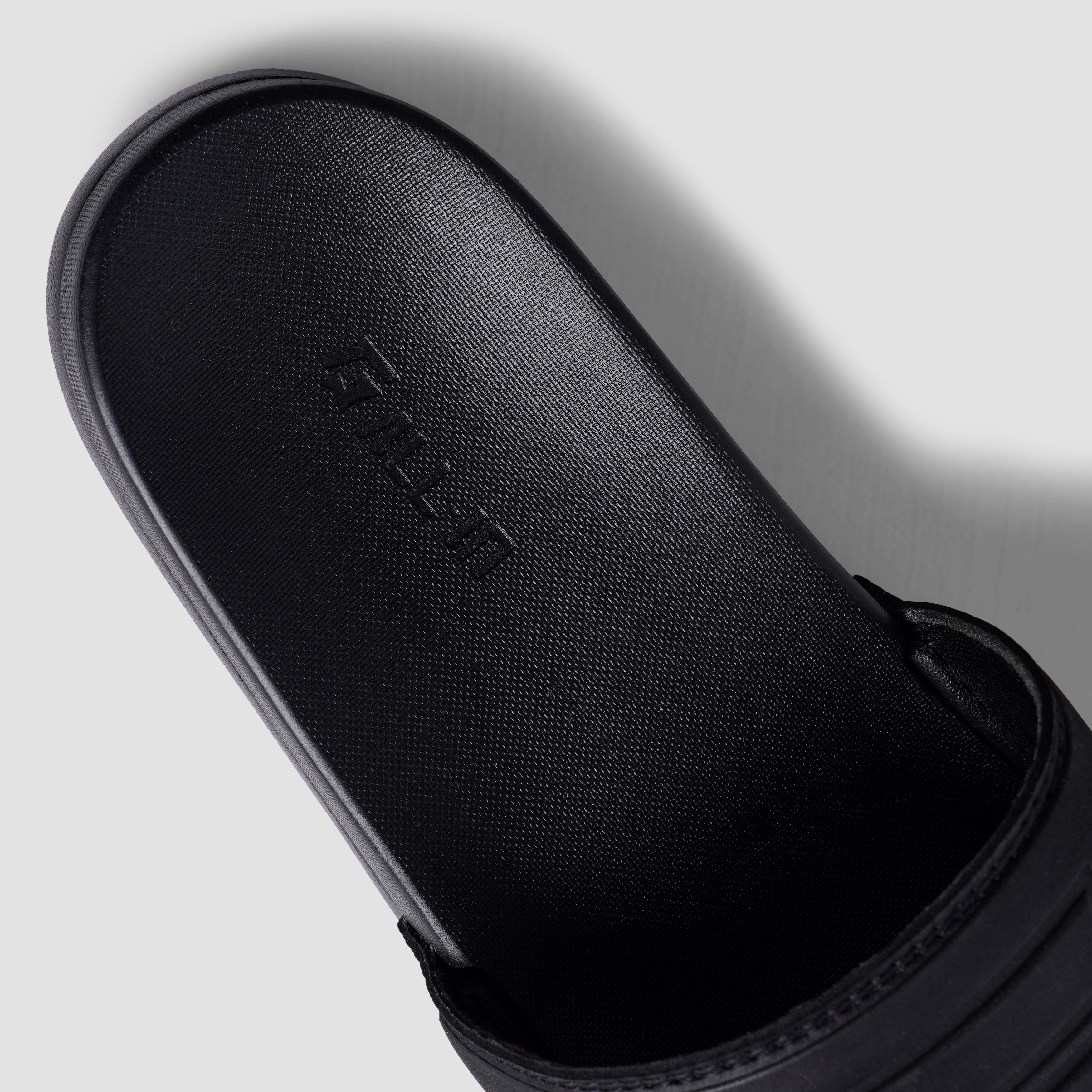GAI Vital Slide Slippers (Black)