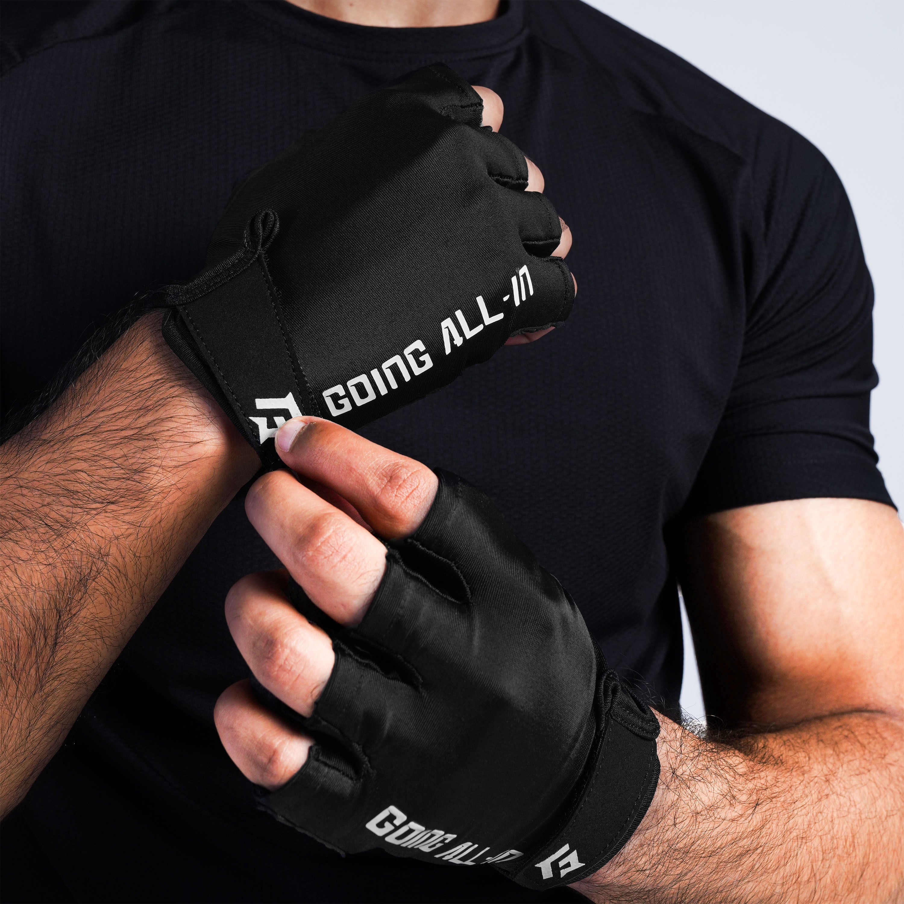 Titan Hold Gloves (Black)