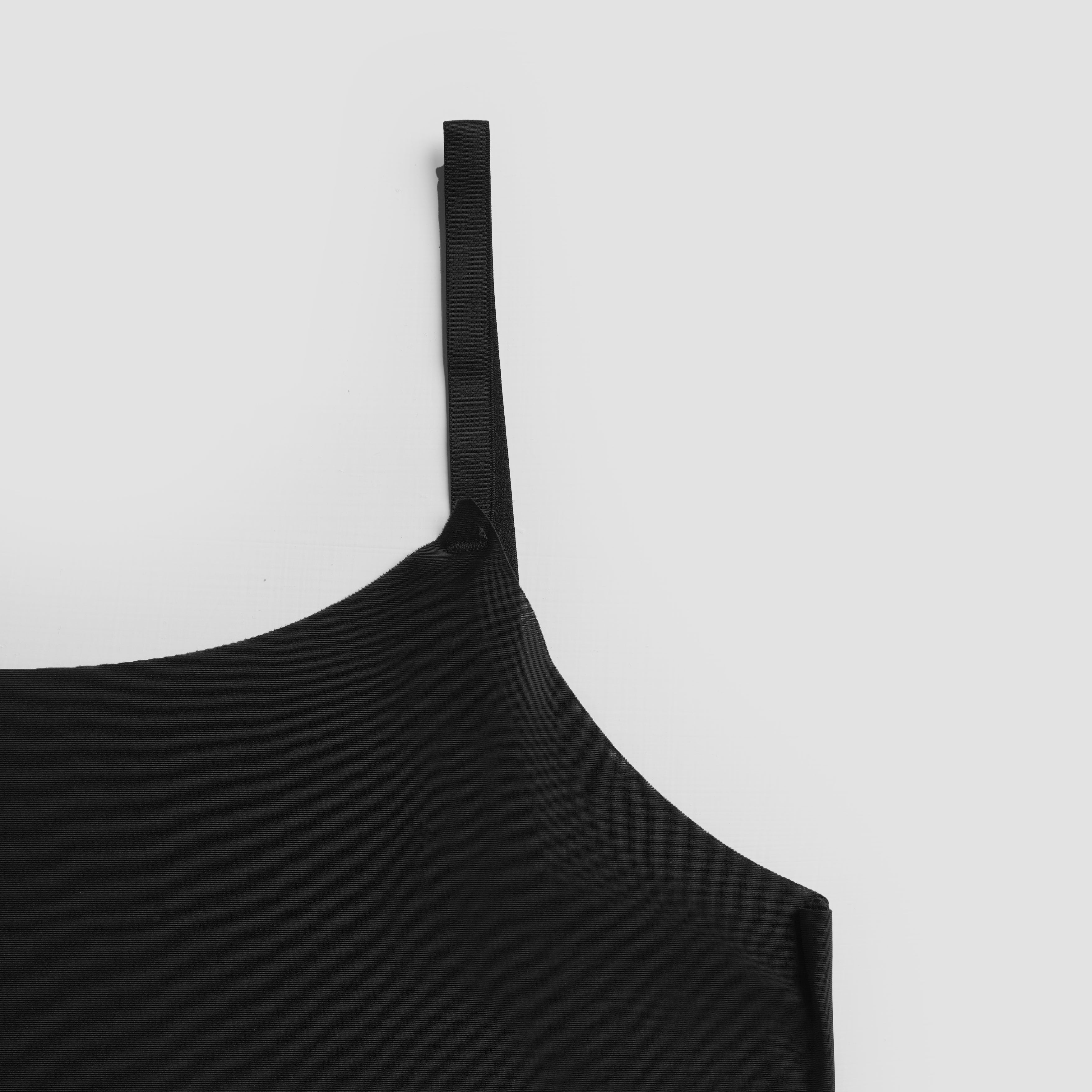 Essential Fit Vest (Black)
