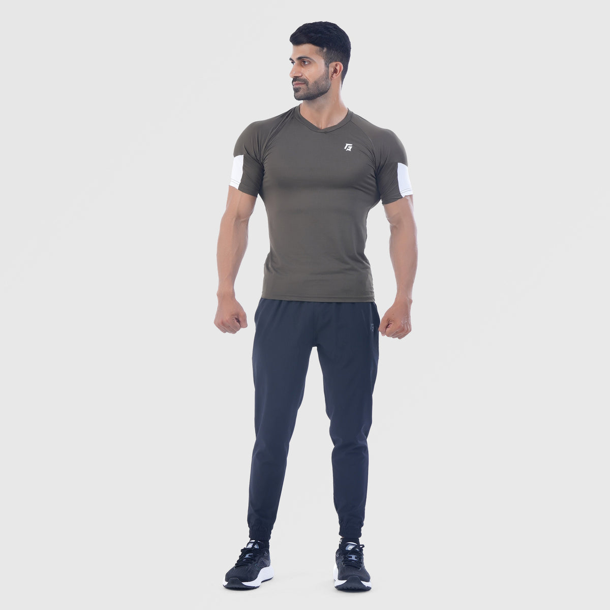 men gym t-shirt sportswear breathable workout tee fabric detail Men T-Shirt GymArmour Pakistan