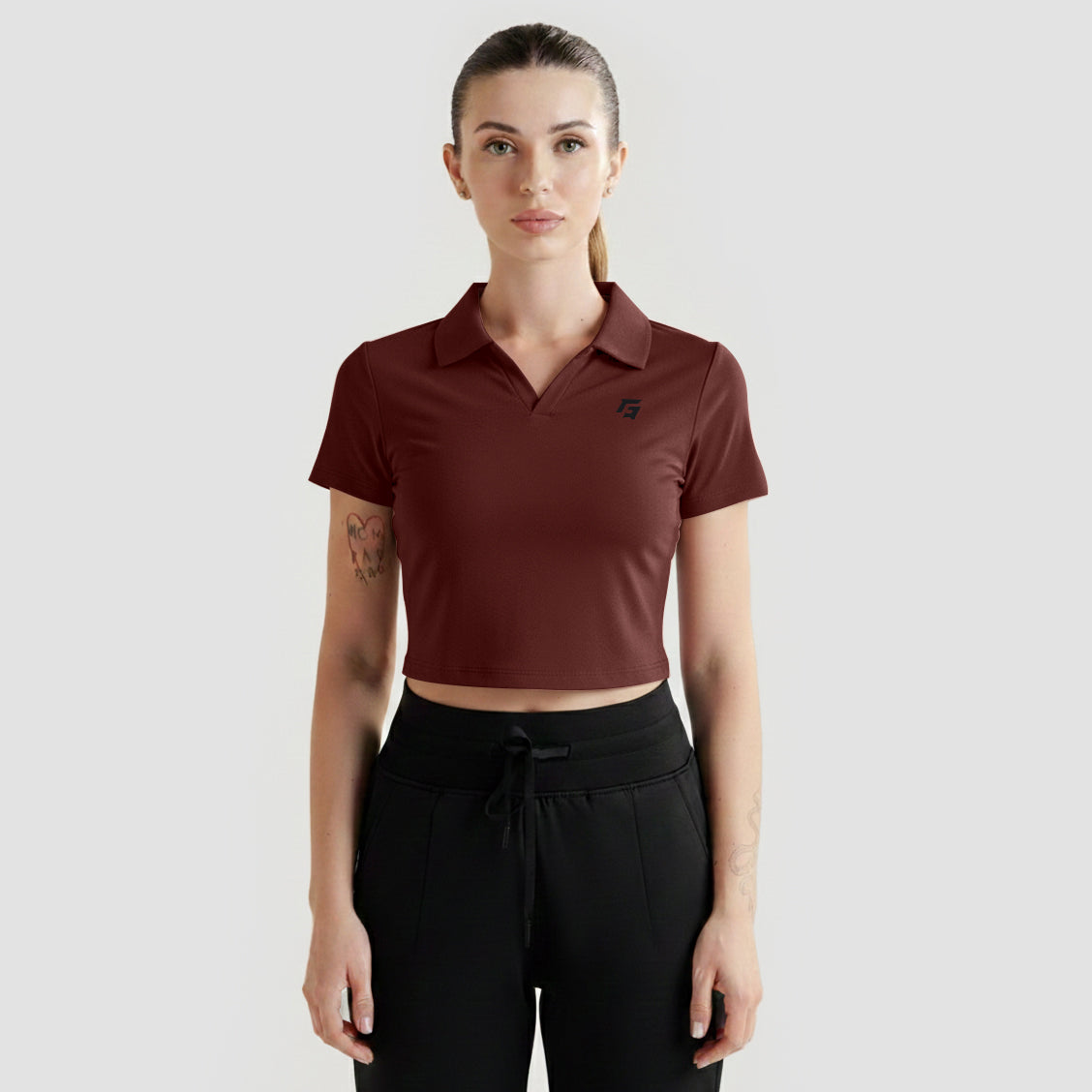 women gym wear sportswear front view Gym Armour Pakistan