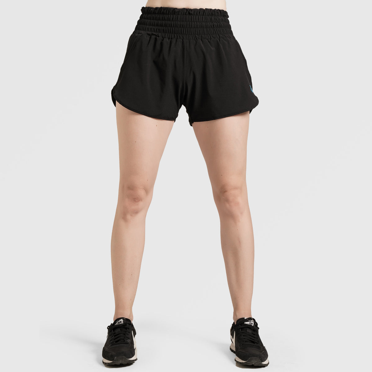women gym wear sportswear fitness training outfit side view Women Gym Wear Gymarmour Pakistan
