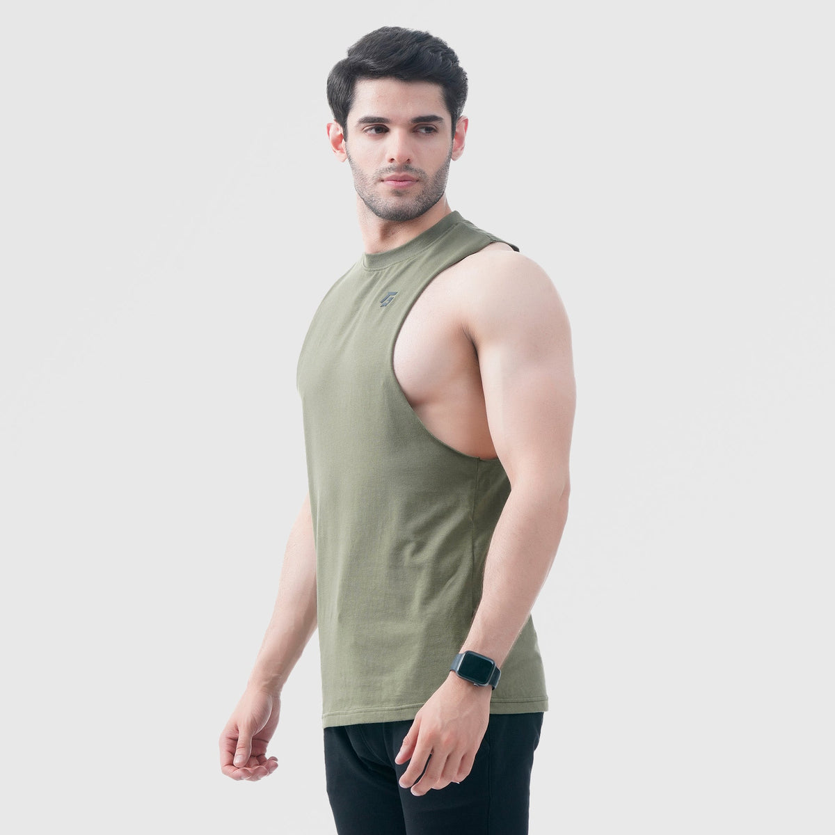 men gym wear sportswear fitness training outfit front view Men Gym Wear GymArmour Pakistan