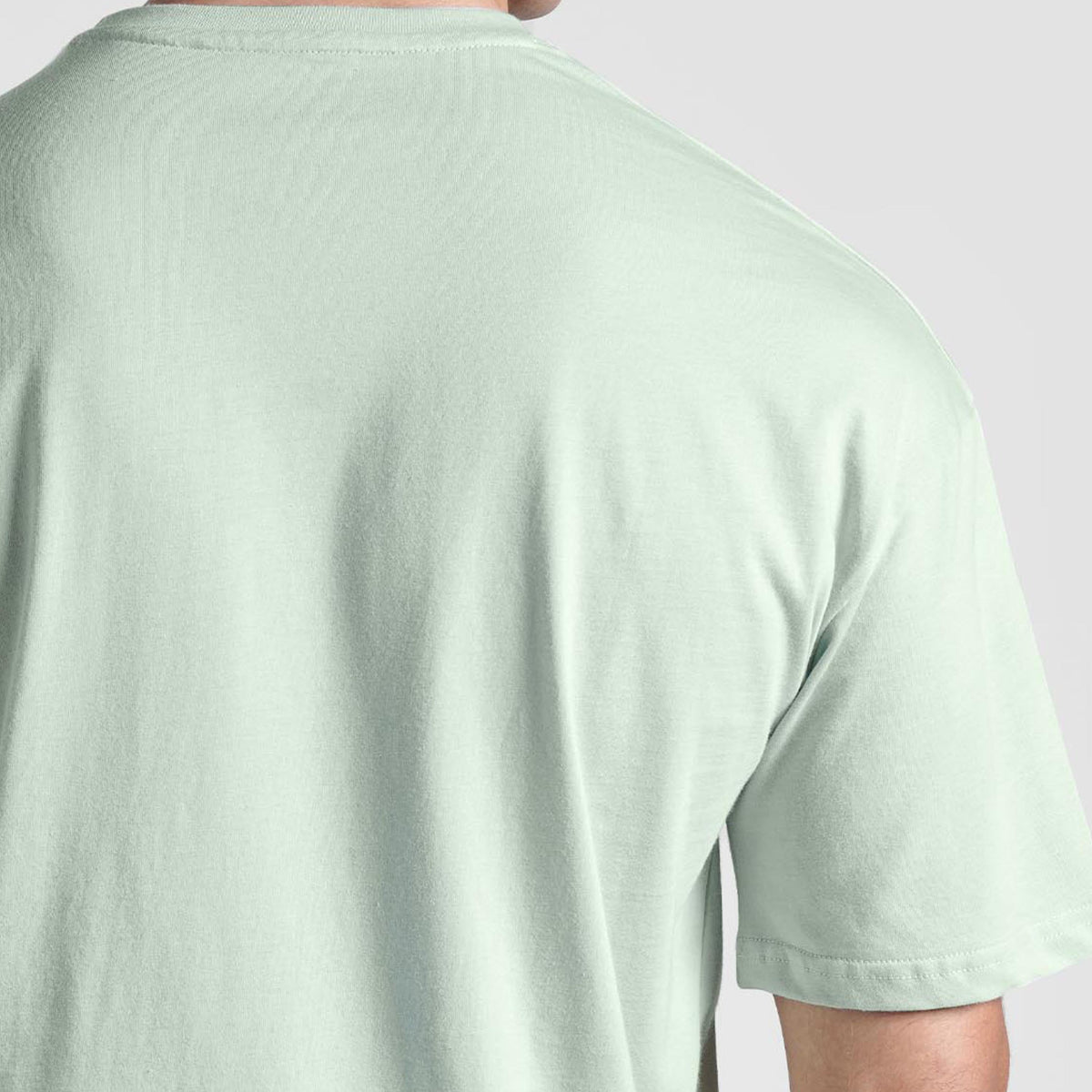 men gym t-shirt sportswear breathable workout tee fabric detail Men T-Shirt GymArmour Pakistan