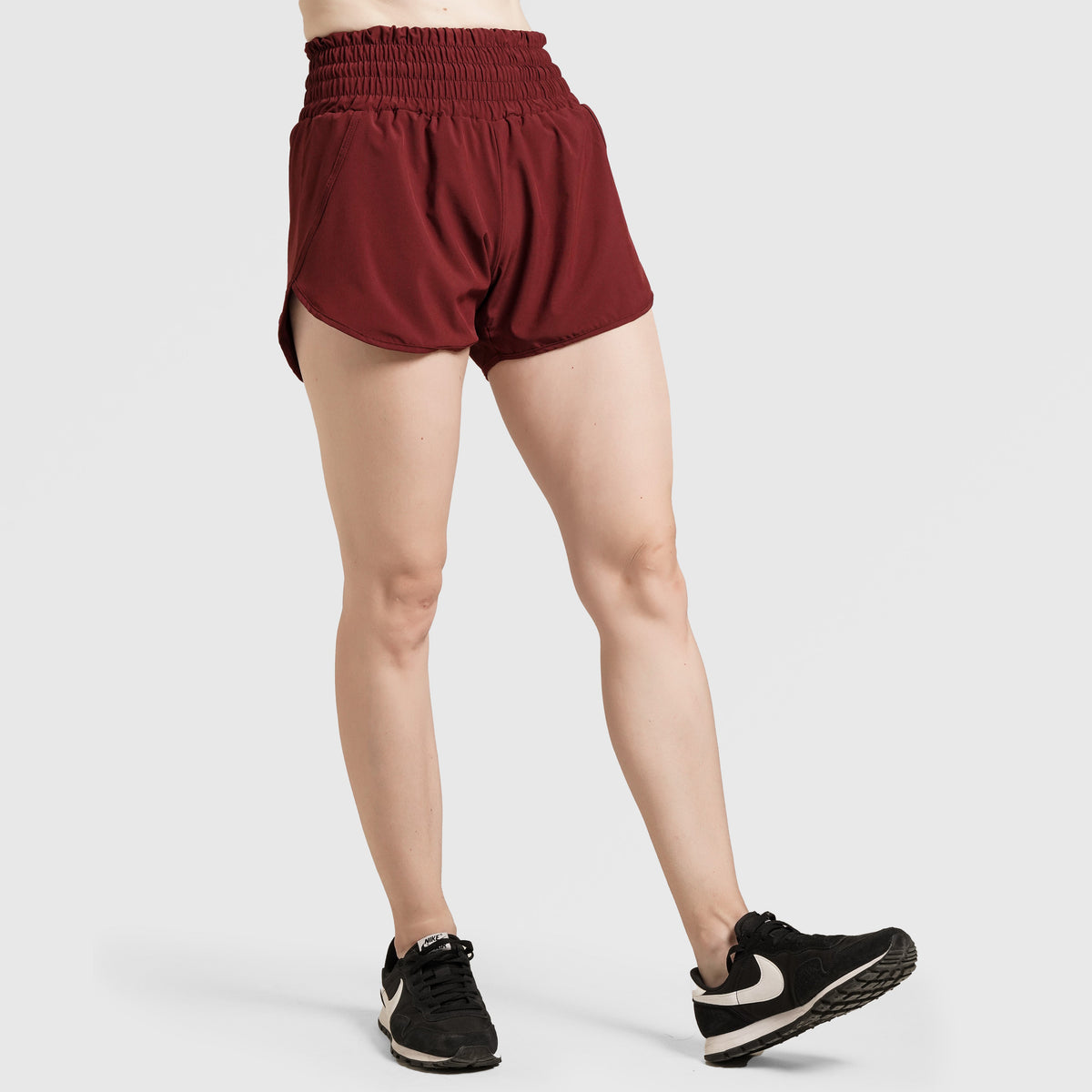 women gym wear sportswear fitness training outfit fit view Women Gym Wear Gym Armour Pakistan