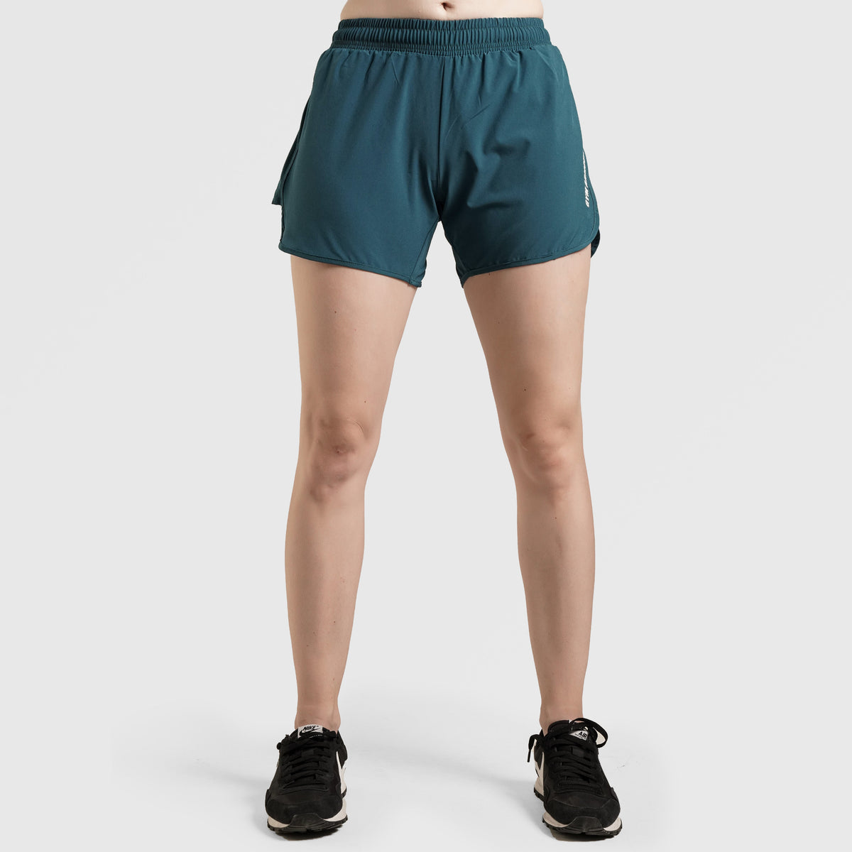 women gym wear sportswear fitness training outfit fit view Women Gym Wear Gym Armour Pakistan