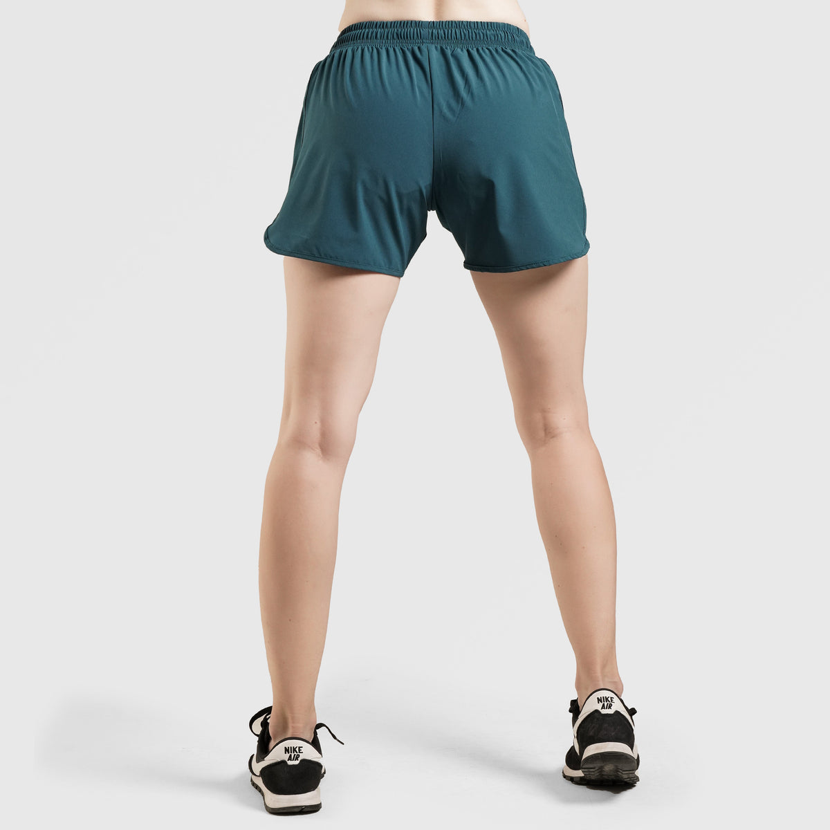 women gym wear sportswear fitness training outfit back view Women Gym Wear Gym Armour Pakistan