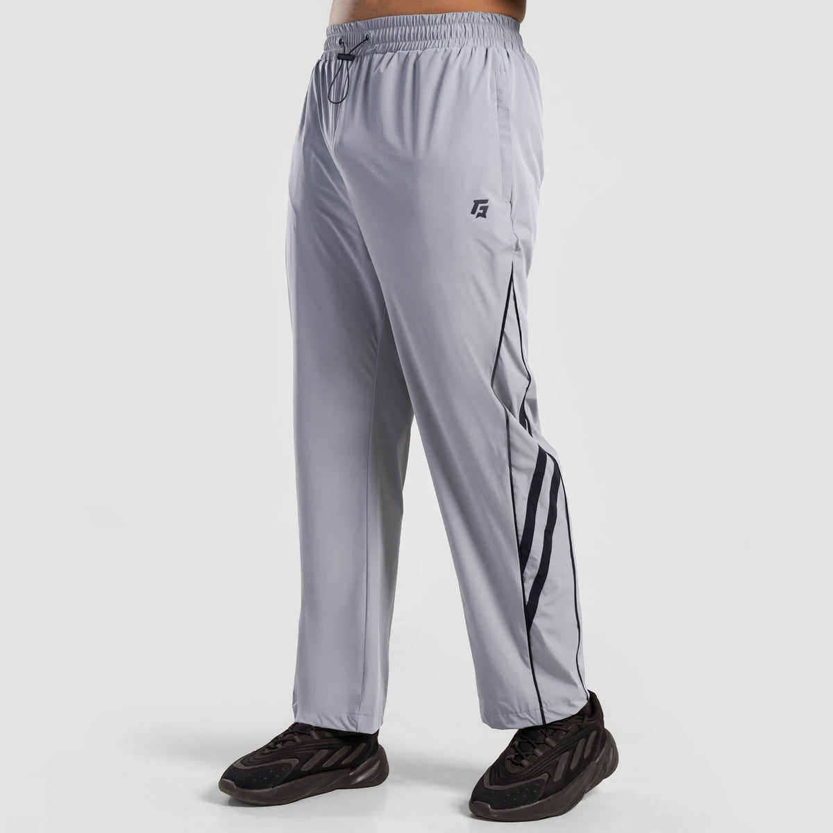 men gym trousers workout pants breathable fitness training bottoms front view Men Gym Trousers Gym Armour Pakistan