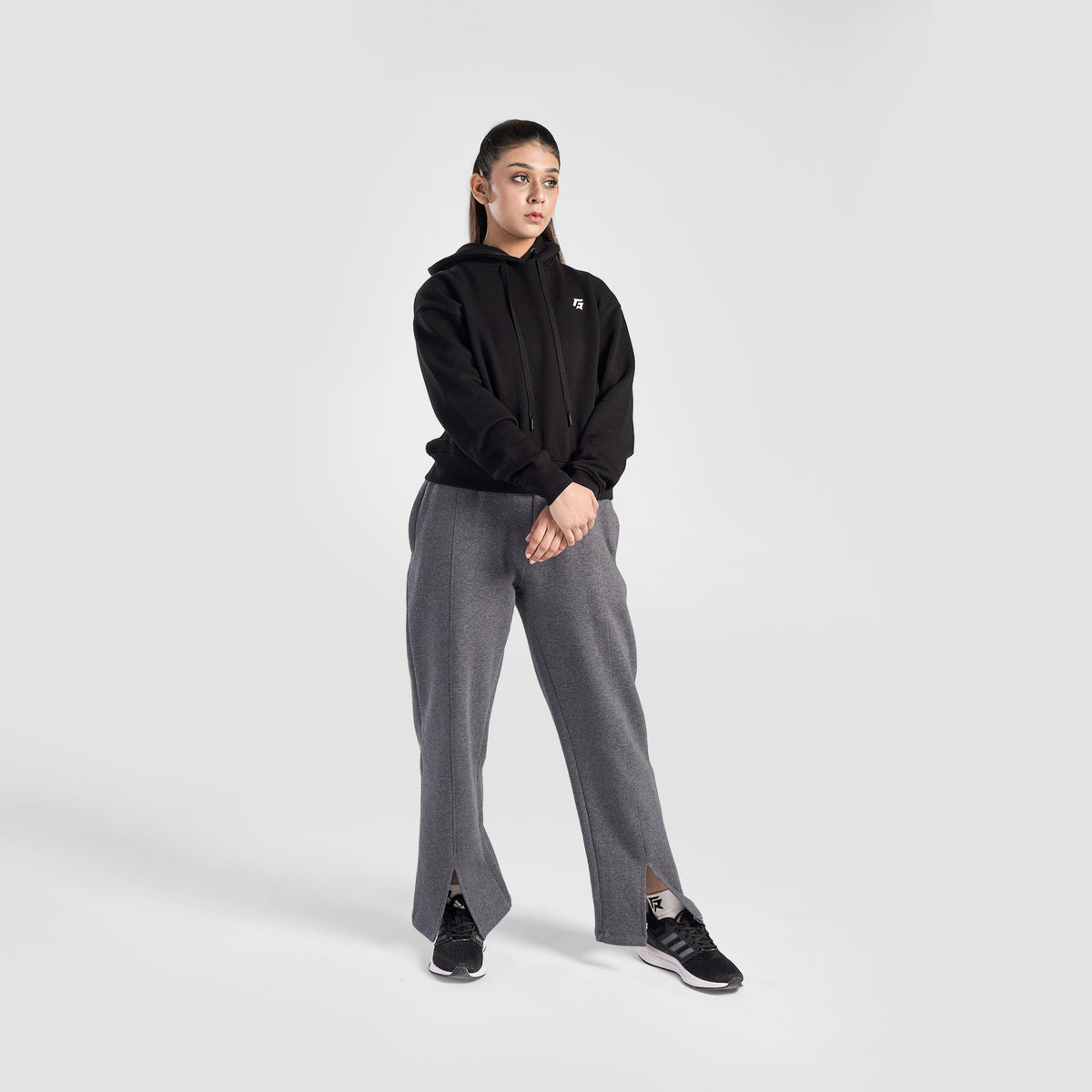 women gym jacket zip up workout sportswear fabric detail Women Gym Jacket Gym Armour Pakistan