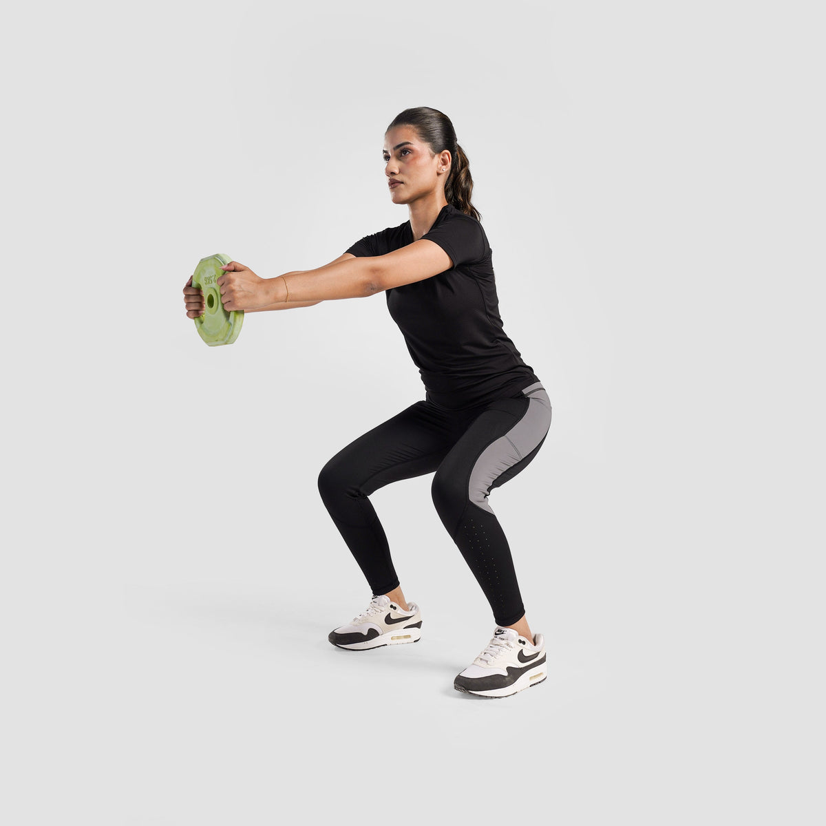 women gym wear sportswear fitness training outfit fabric detail Women Gym Wear GymArmour Pakistan