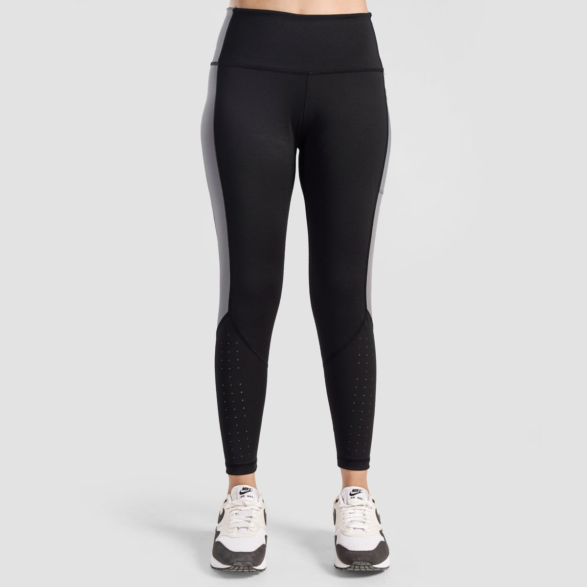 women gym wear sportswear fitness training outfit front view Women Gym Wear Gymarmour Pakistan
