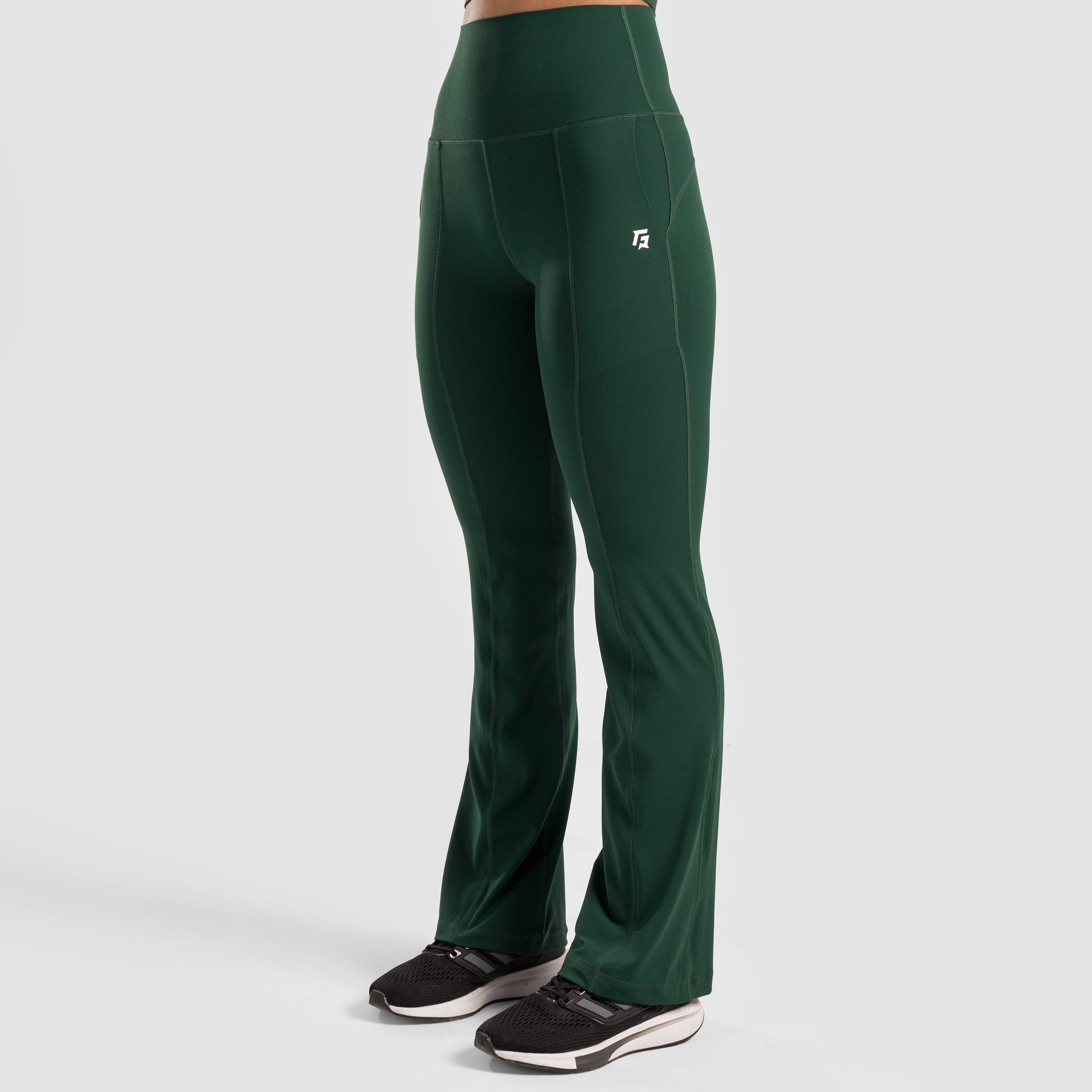 Momentum Flared Pants (Green)