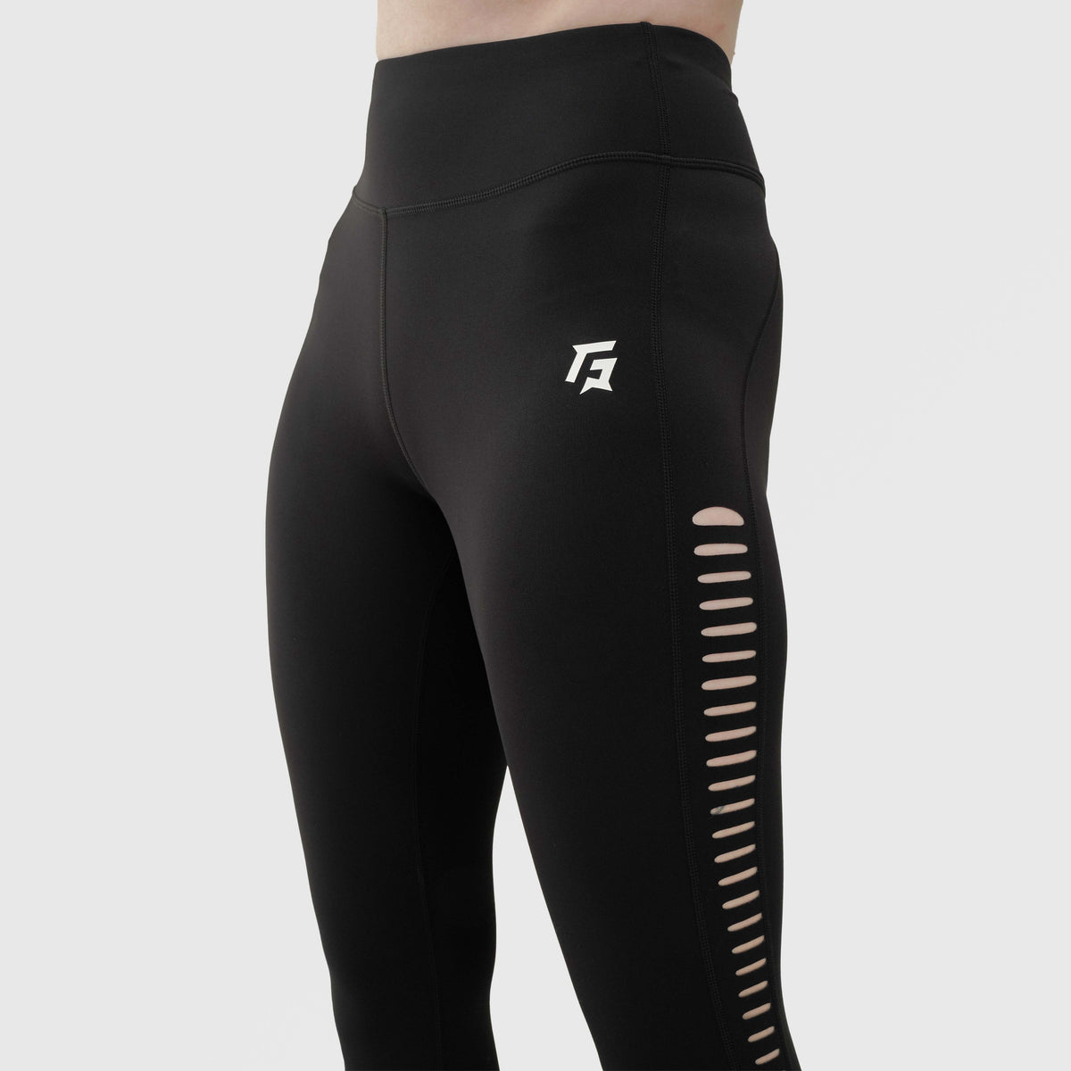 women gym wear sportswear fitness training outfit lifestyle view Women Gym Wear Gym Armour Pakistan