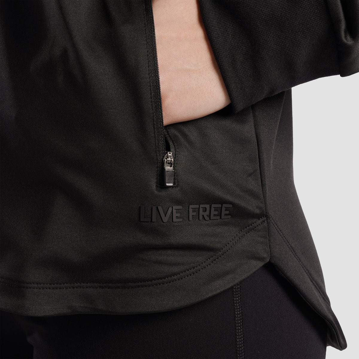 women gym wear sportswear fitness training outfit lifestyle view Women Gym Wear Gym Armour Pakistan