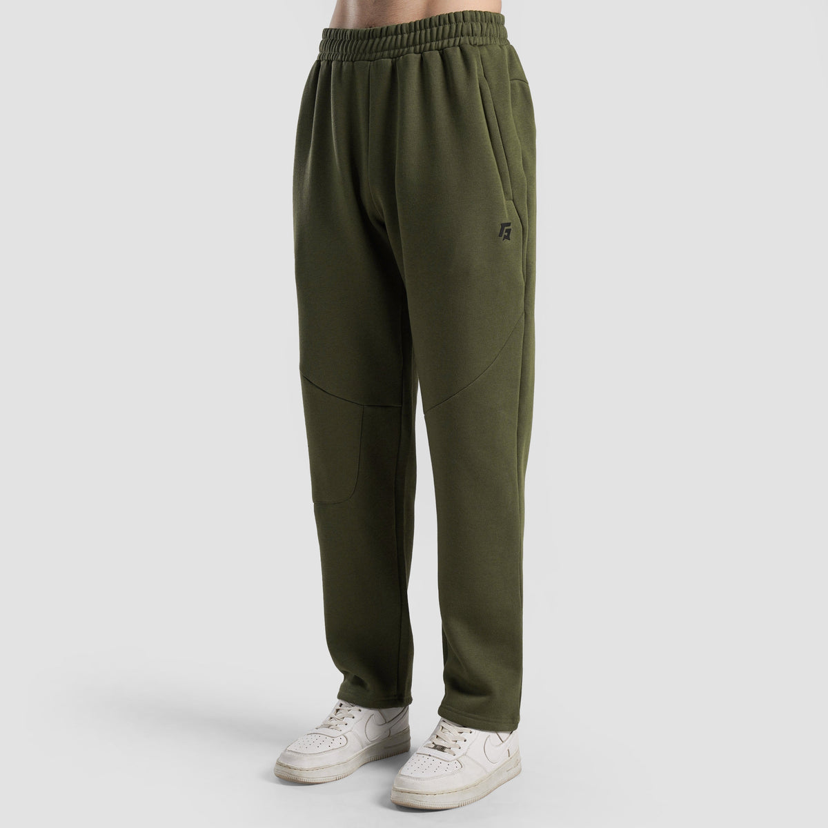 Olive Axis Strike Trouser for men front view