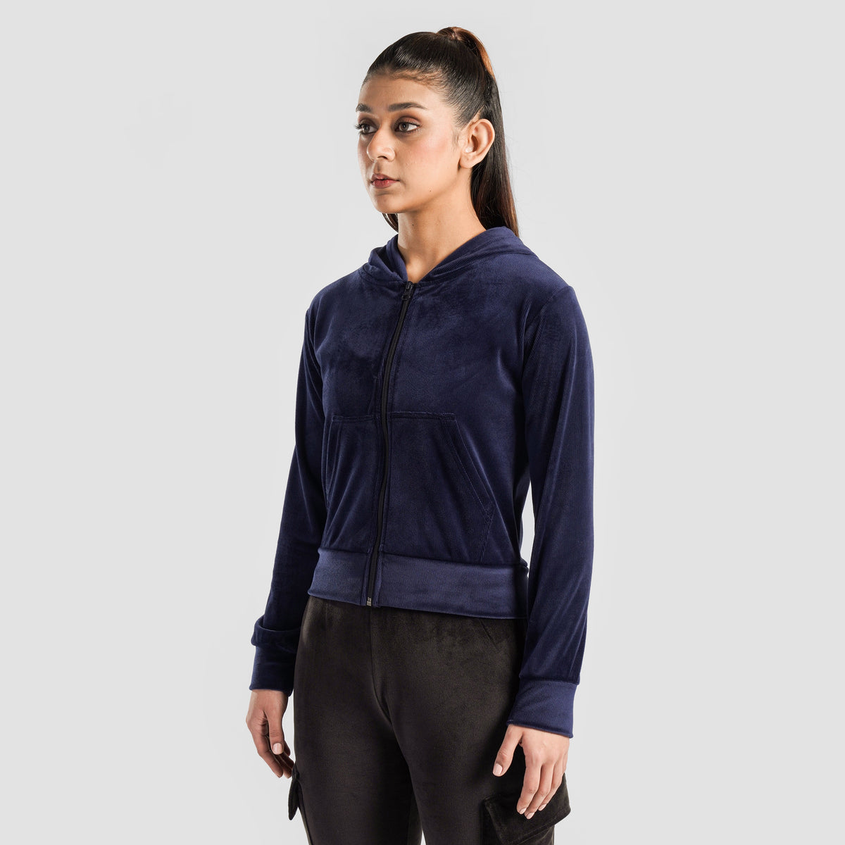 women gym jacket zip up workout sportswear side view Women Gym Jacket Gym Armour Pakistan