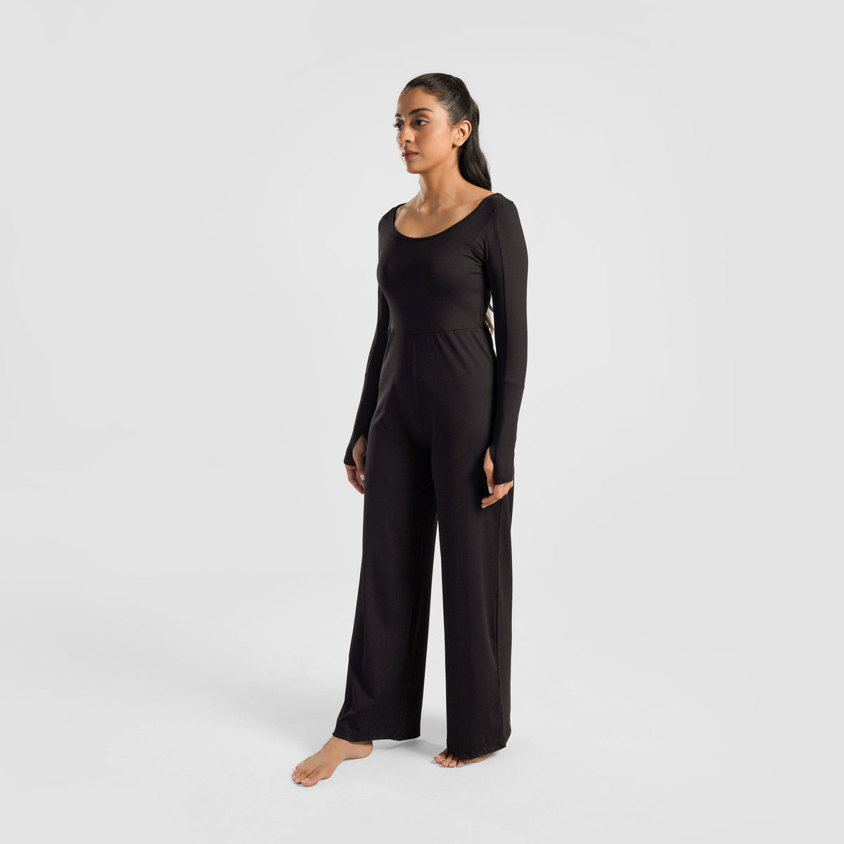 women gym wear sportswear fitness training outfit side view Women Gym Wear Gymarmour Pakistan