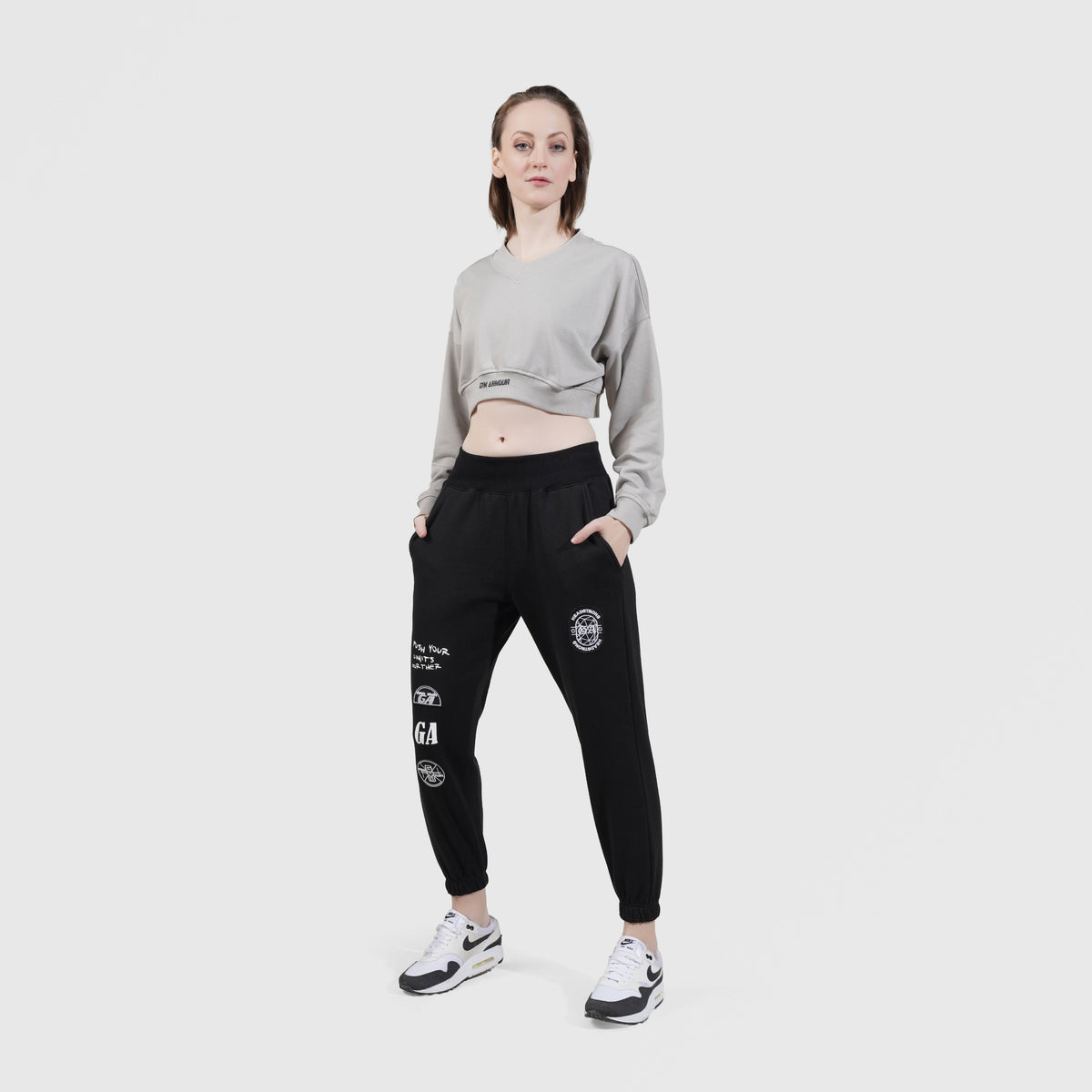 women gym wear sportswear fitness training outfit fabric detail Women Gym Wear Gymarmour Pakistan