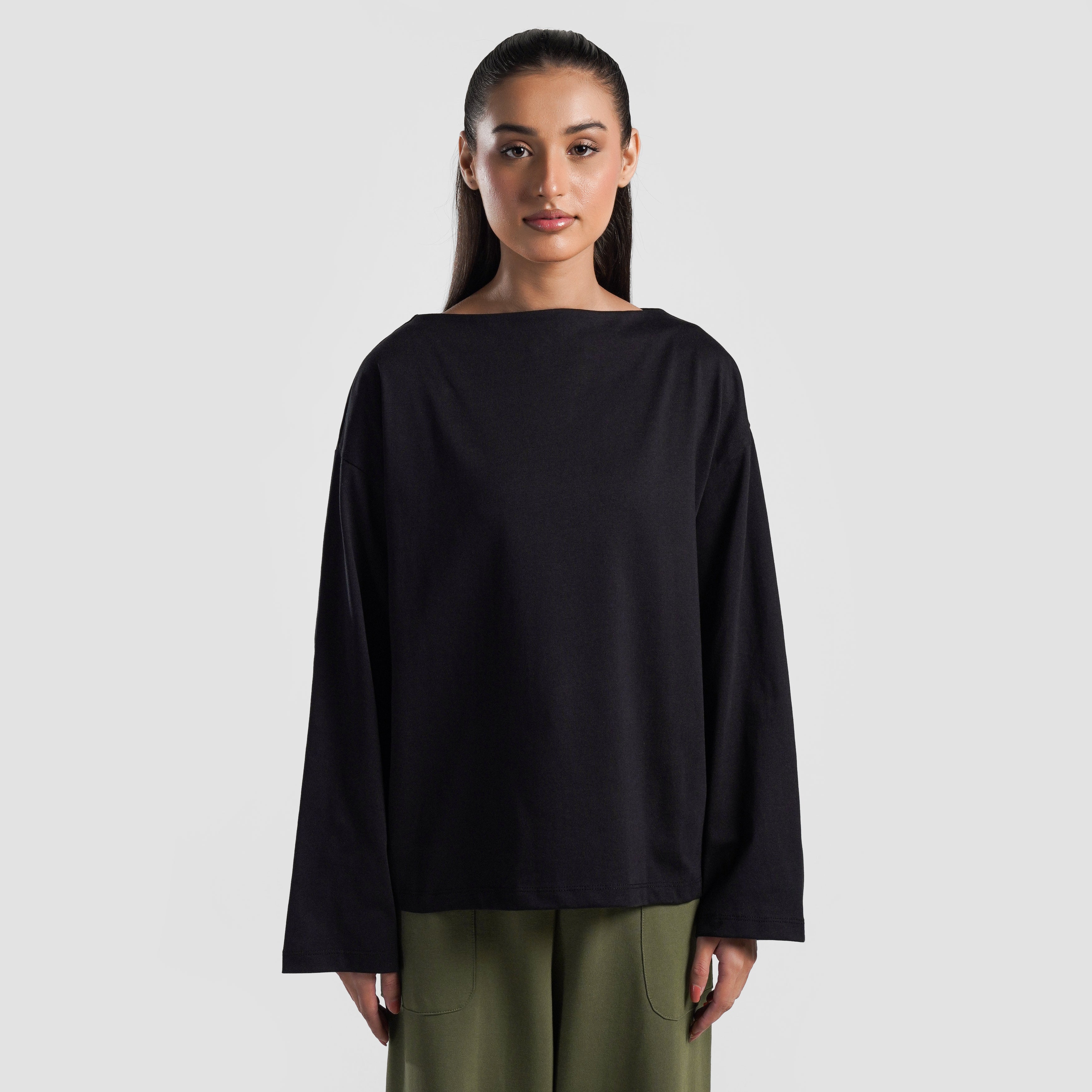 Boat Neck Long Sleeves (Black)