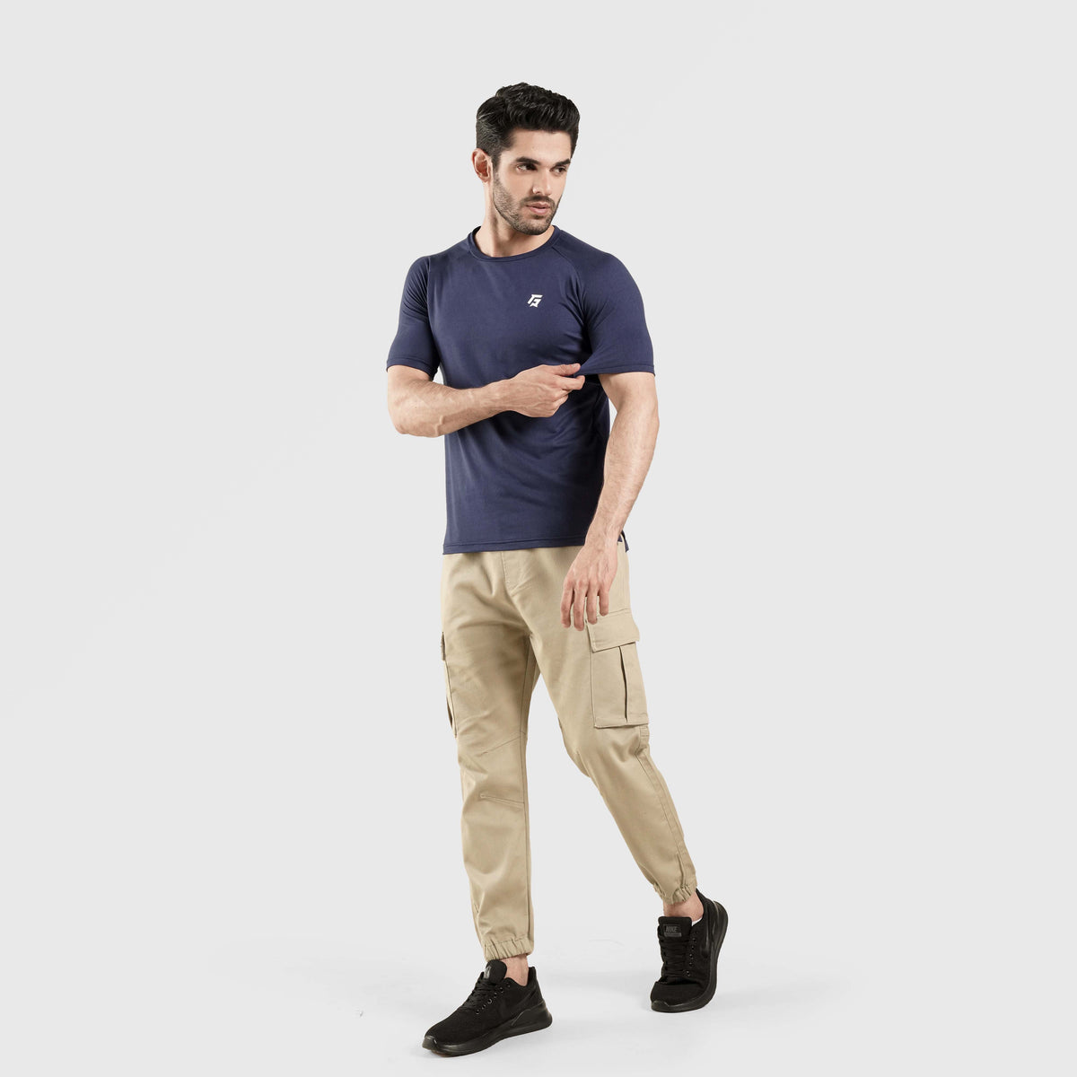 men gym t-shirt sportswear breathable workout tee fabric detail Men T-Shirt GymArmour Pakistan