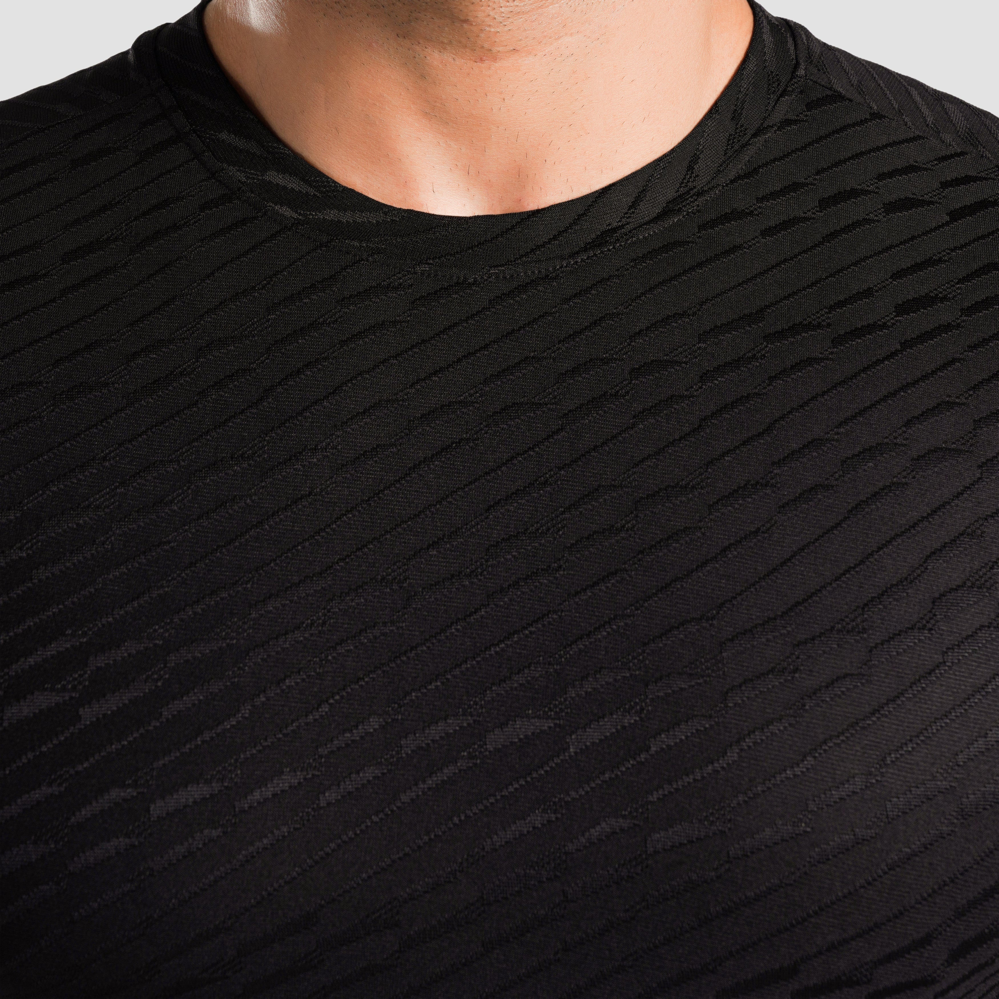 Power Rise Tee (Black)