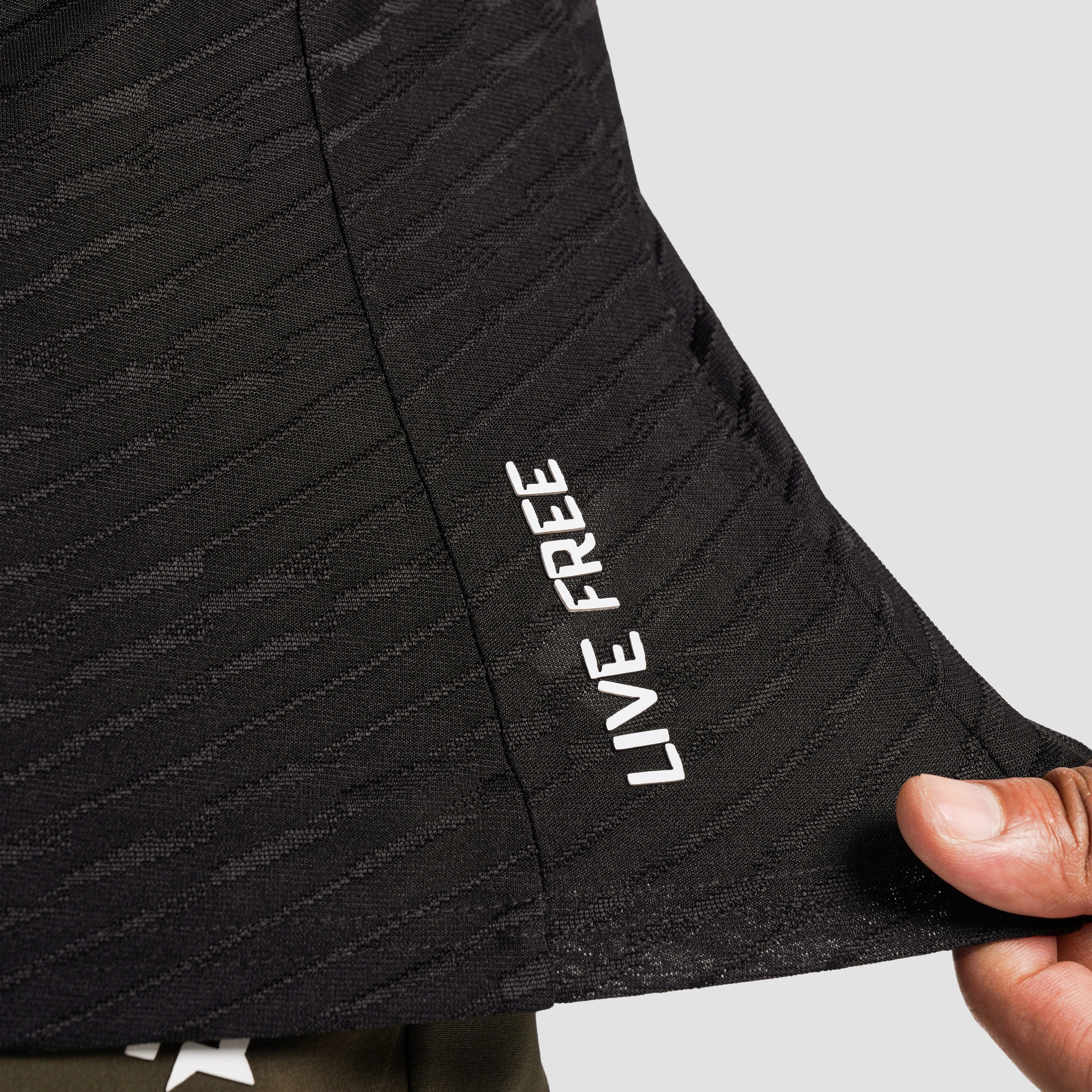 Power Rise Tee (Black)