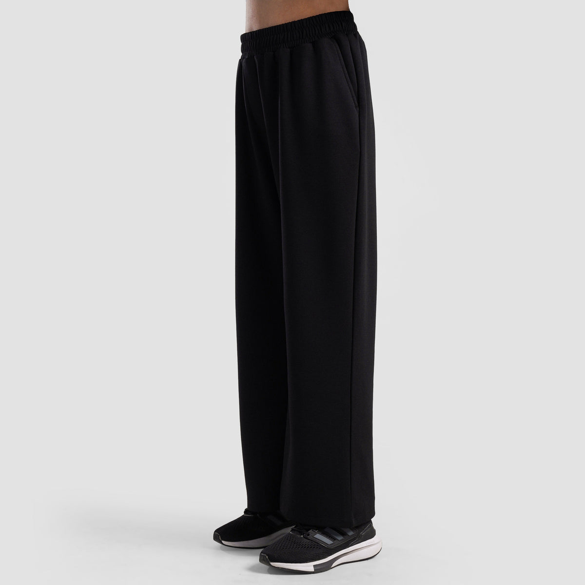 women gym trousers workout pants breathable fitness training bottoms front view Women Gym Trousers GymArmour Pakistan