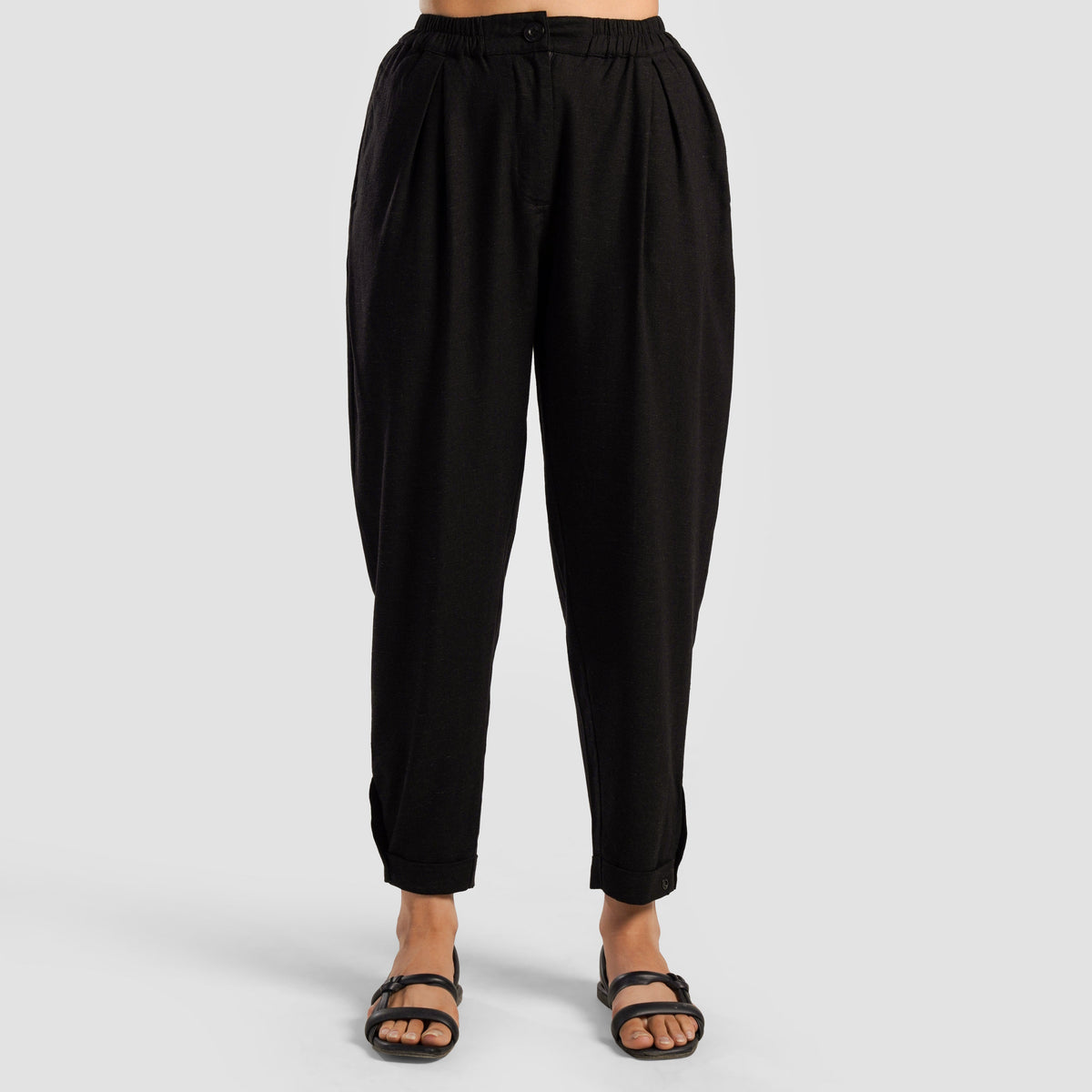 women gym trousers workout pants breathable fitness training bottoms back view Women Gym Trousers Gym Armour Pakistan