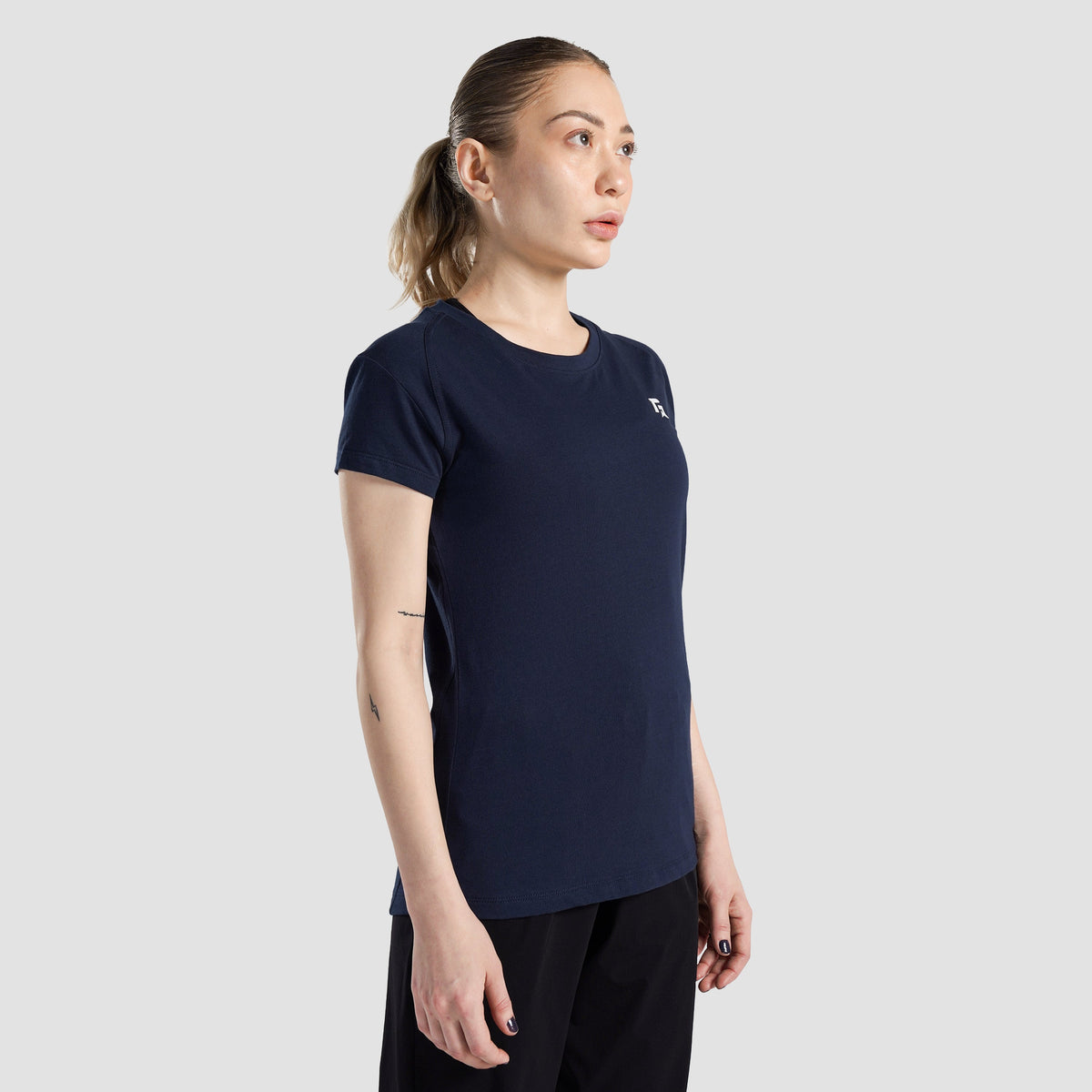 women gym t-shirt sportswear breathable workout tee side view Women T-Shirt Gym Armour Pakistan