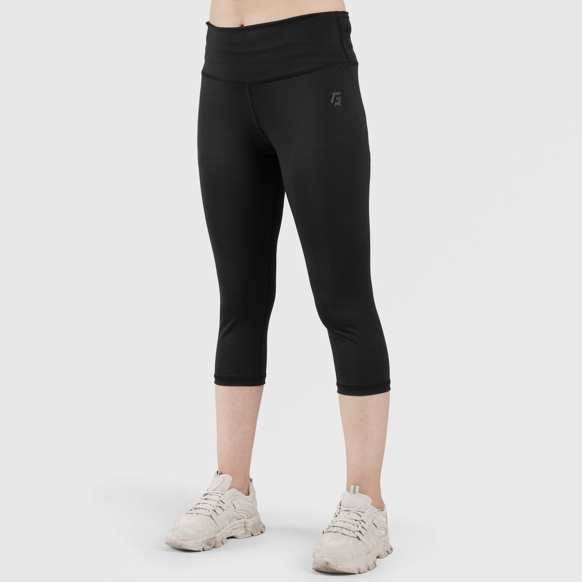 women gym wear sportswear fitness training outfit front view Women Gym Wear Gymarmour Pakistan