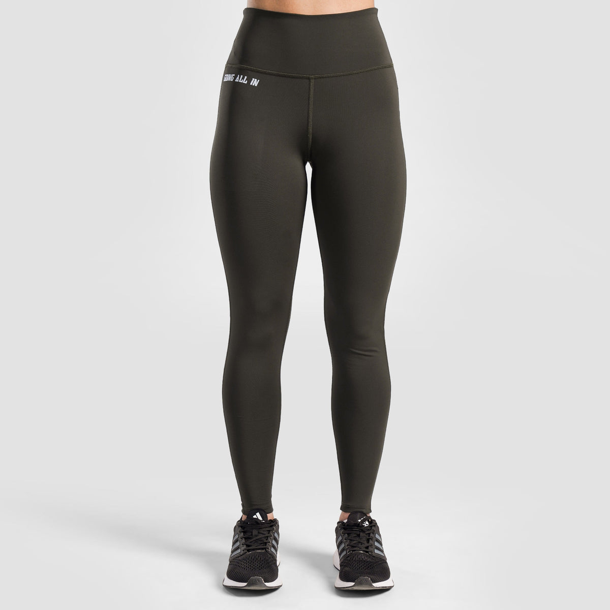 women gym wear sportswear fitness training outfit front view Women Gym Wear Gym Armour Pakistan