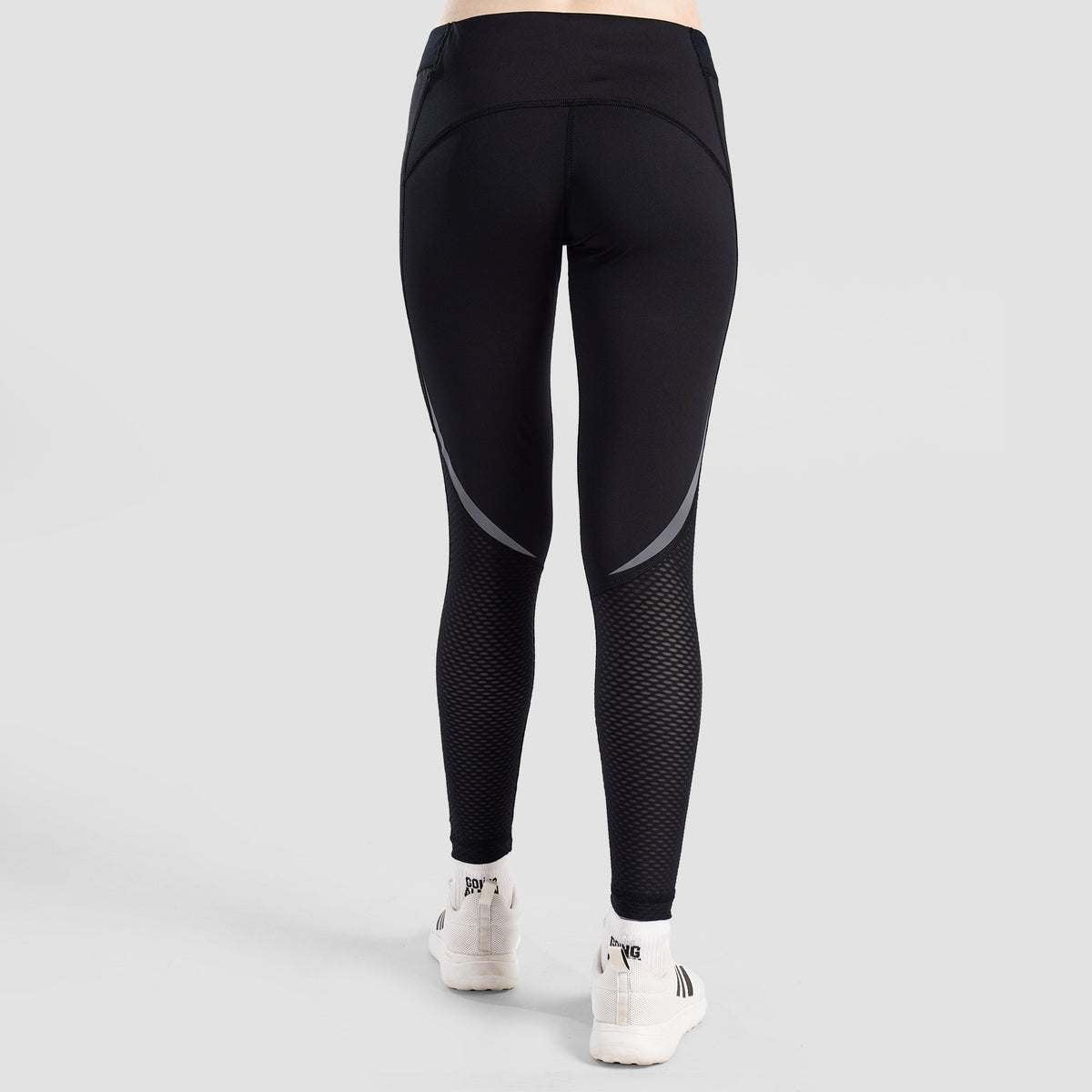 women gym wear sportswear fitness training outfit back view Women Gym Wear Gym Armour Pakistan