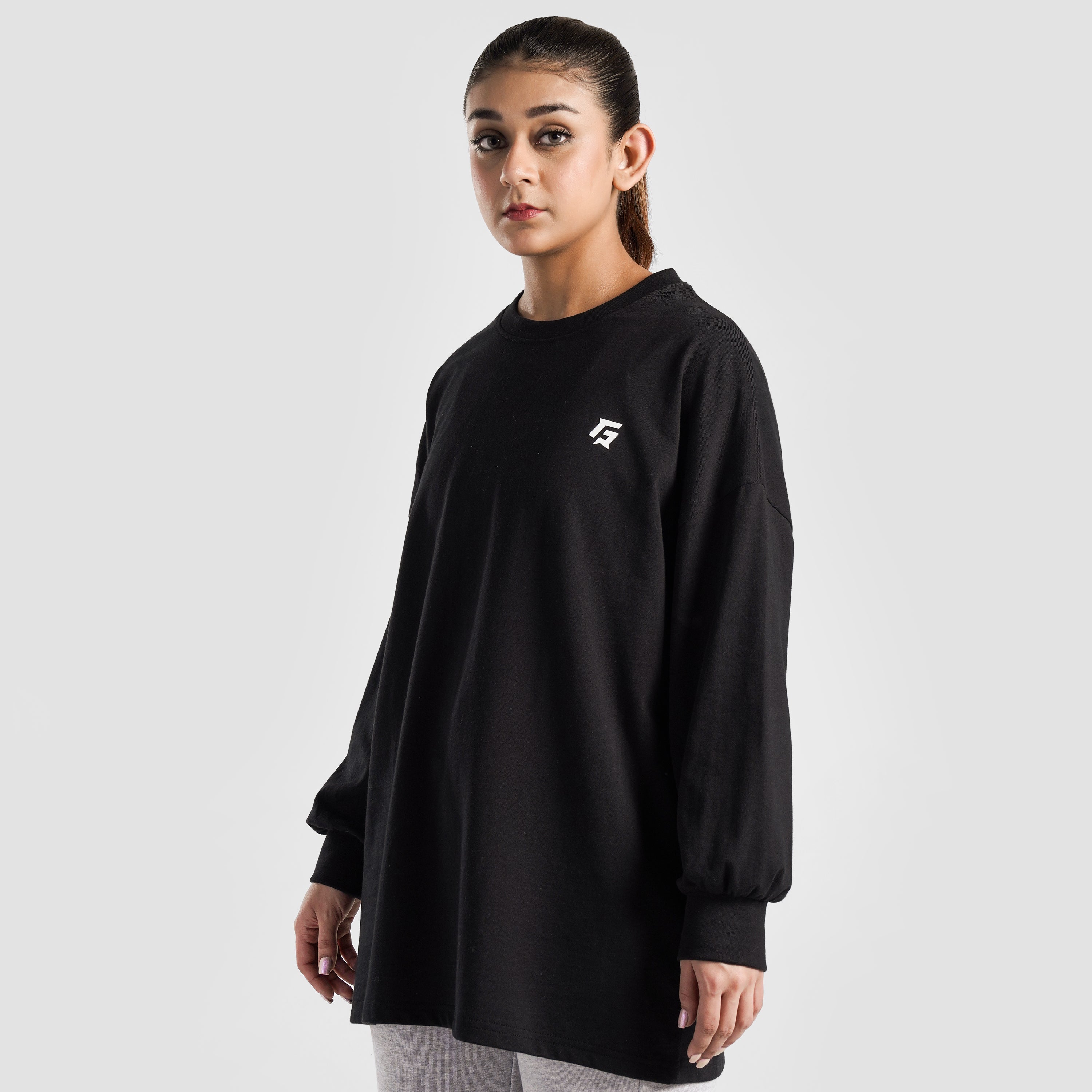 Relaxed Flow Full Sleeves Top (Black)