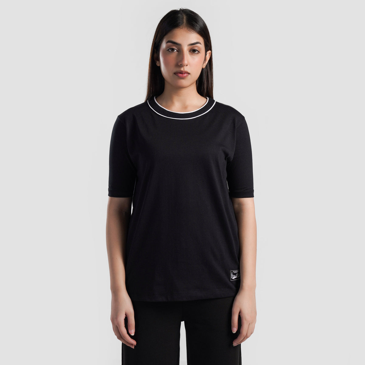 women gym t-shirt sportswear breathable workout tee front view Women T-Shirt Gym Armour Pakistan