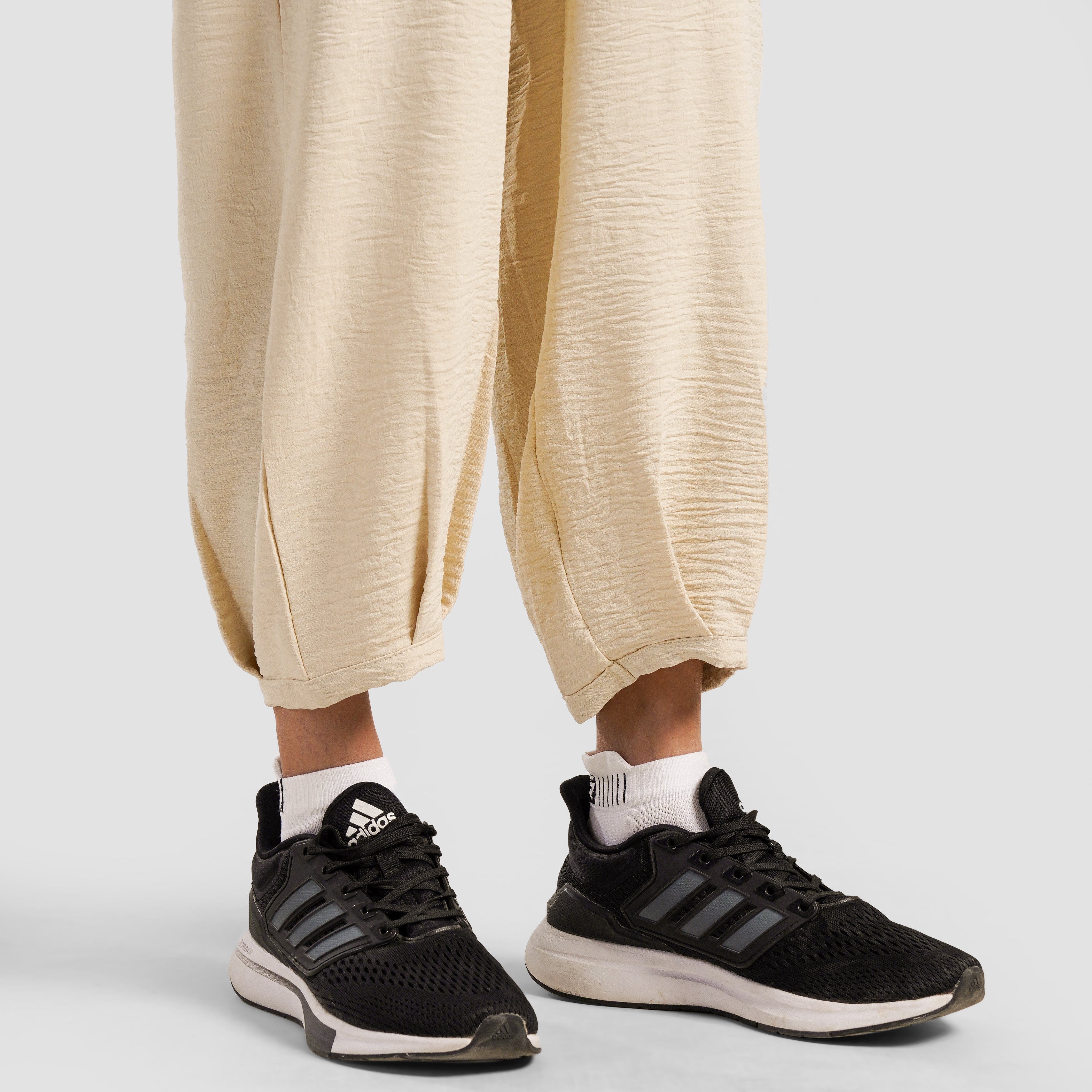 Yoga Flex Trousers (Biscotti)
