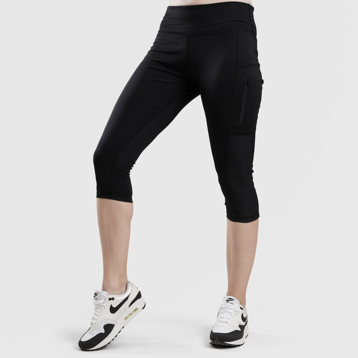 women gym wear sportswear fitness training outfit front view Women Gym Wear GymArmour Pakistan