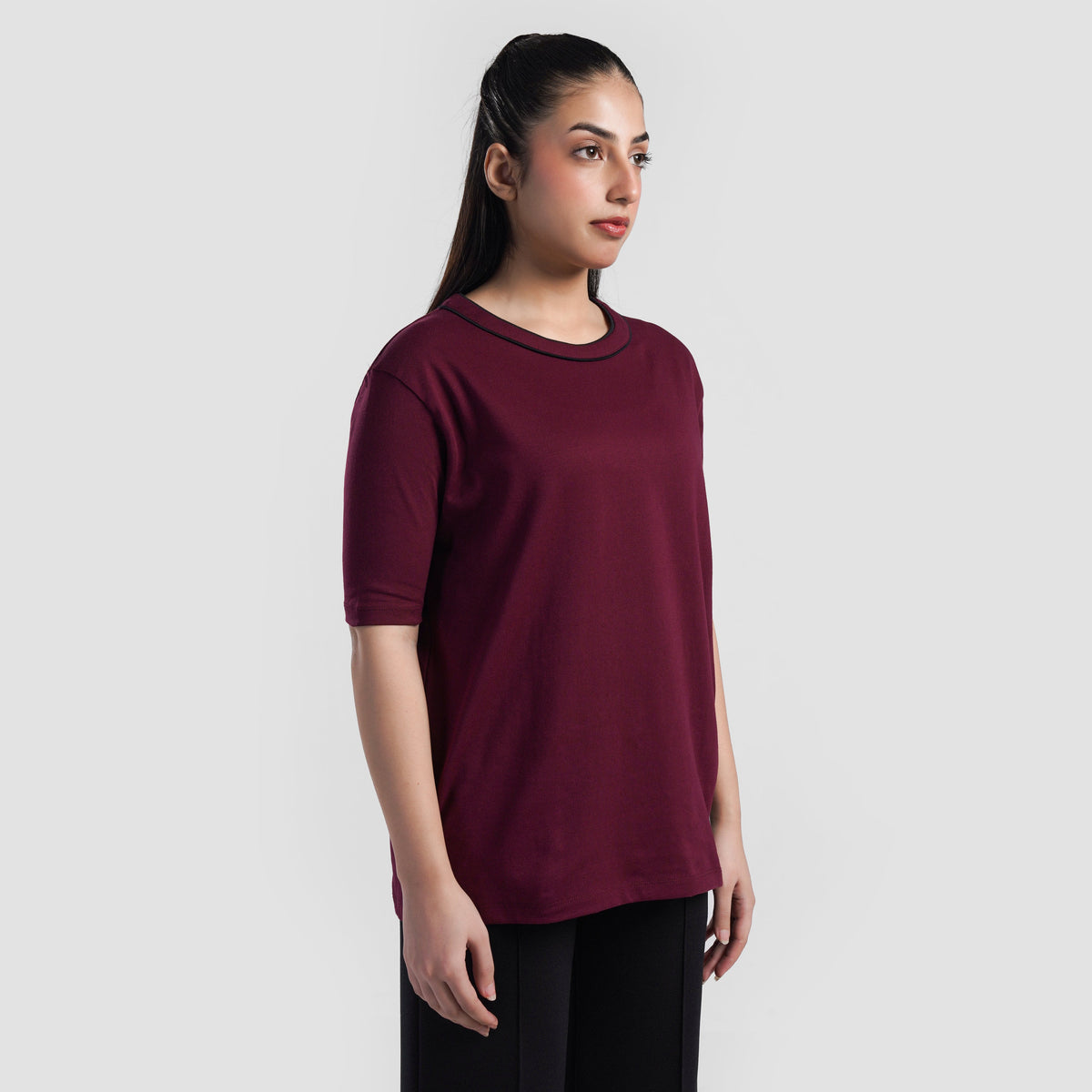 women gym t-shirt sportswear breathable workout tee side view Women T-Shirt Gymarmour Pakistan