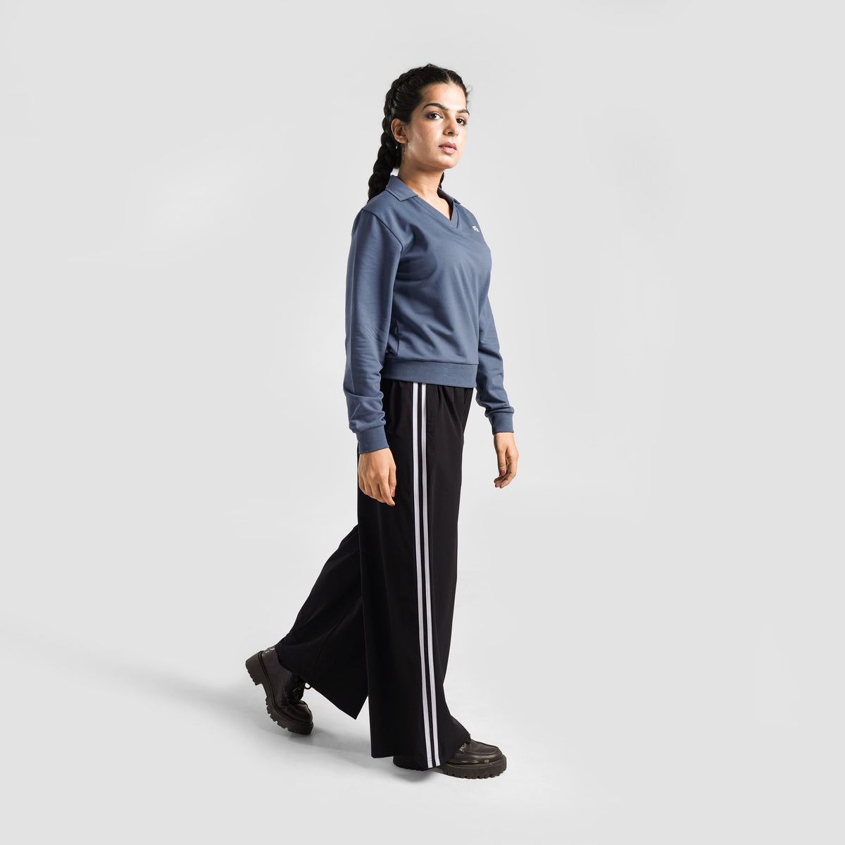 women gym trousers workout pants breathable fitness training bottoms fabric detail Women Gym Trousers Gym Armour Pakistan