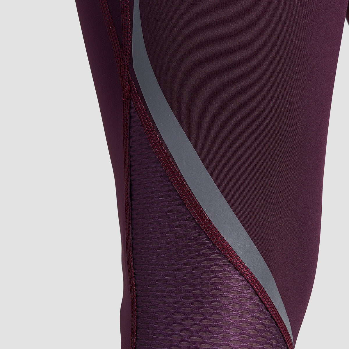 women gym wear sportswear fitness training outfit lifestyle view Women Gym Wear Gym Armour Pakistan