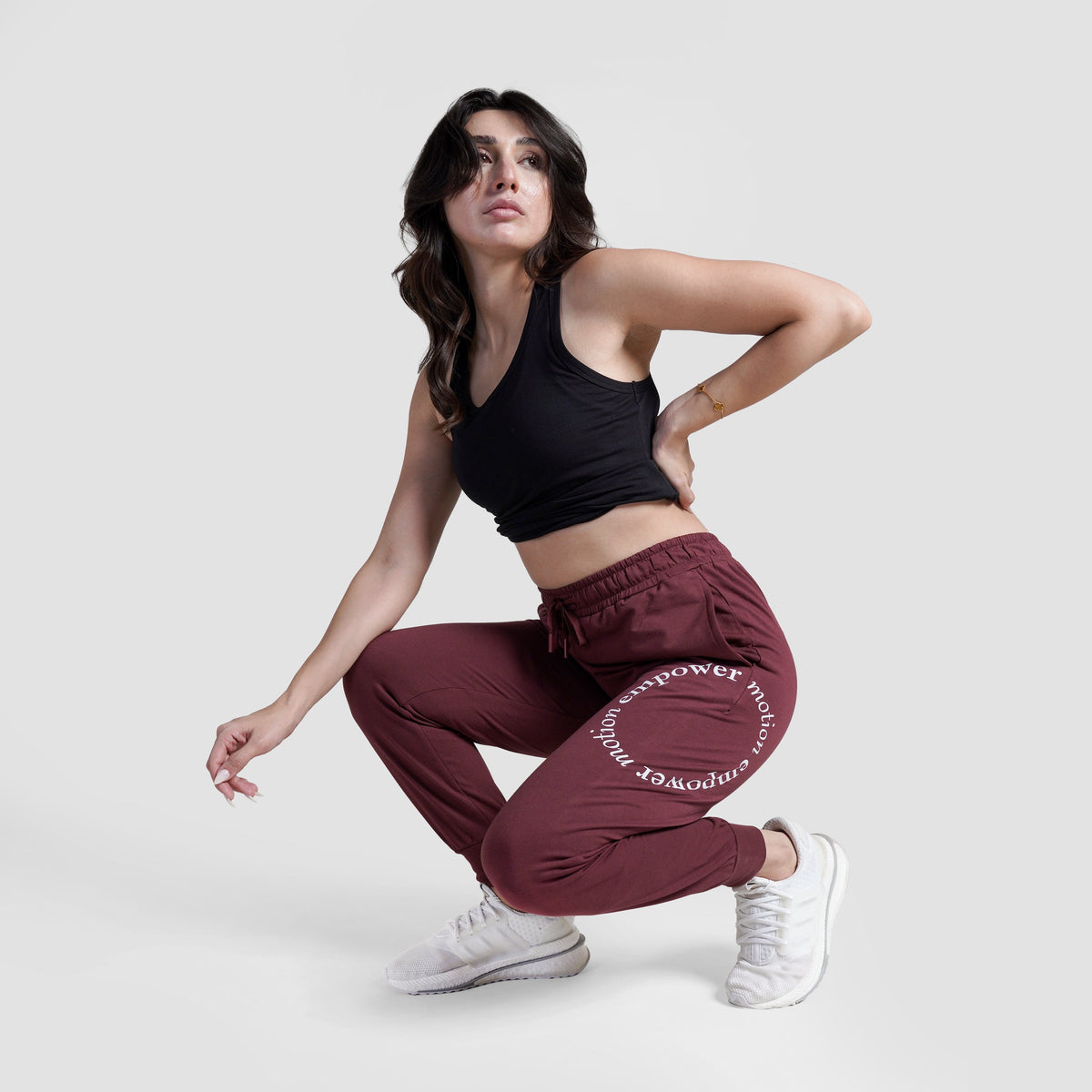 women gym trousers workout pants breathable fitness training bottoms fabric detail Women Gym Trousers Gym Armour Pakistan