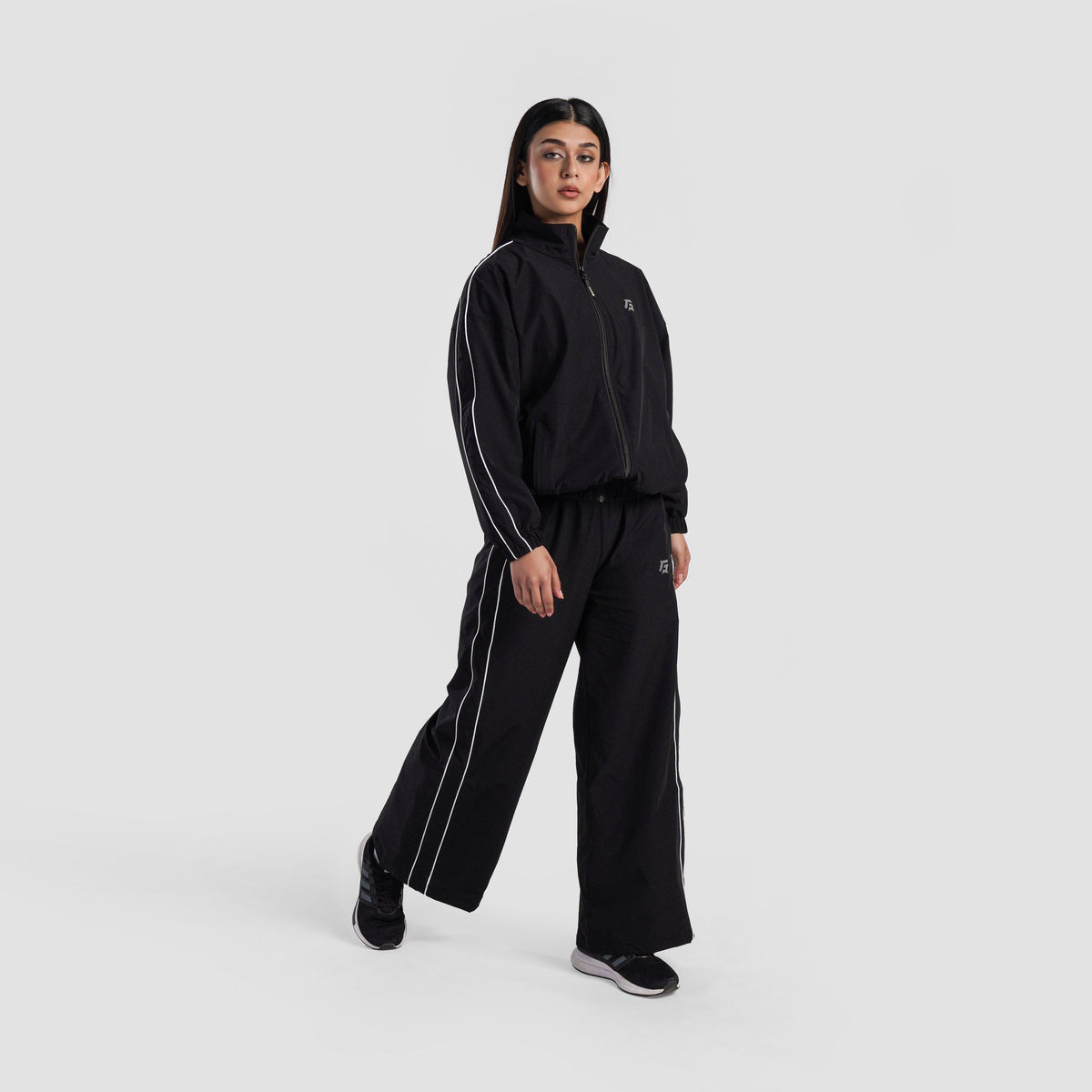 women gym trousers workout pants breathable fitness training bottoms fabric detail Women Gym Trousers Gymarmour Pakistan