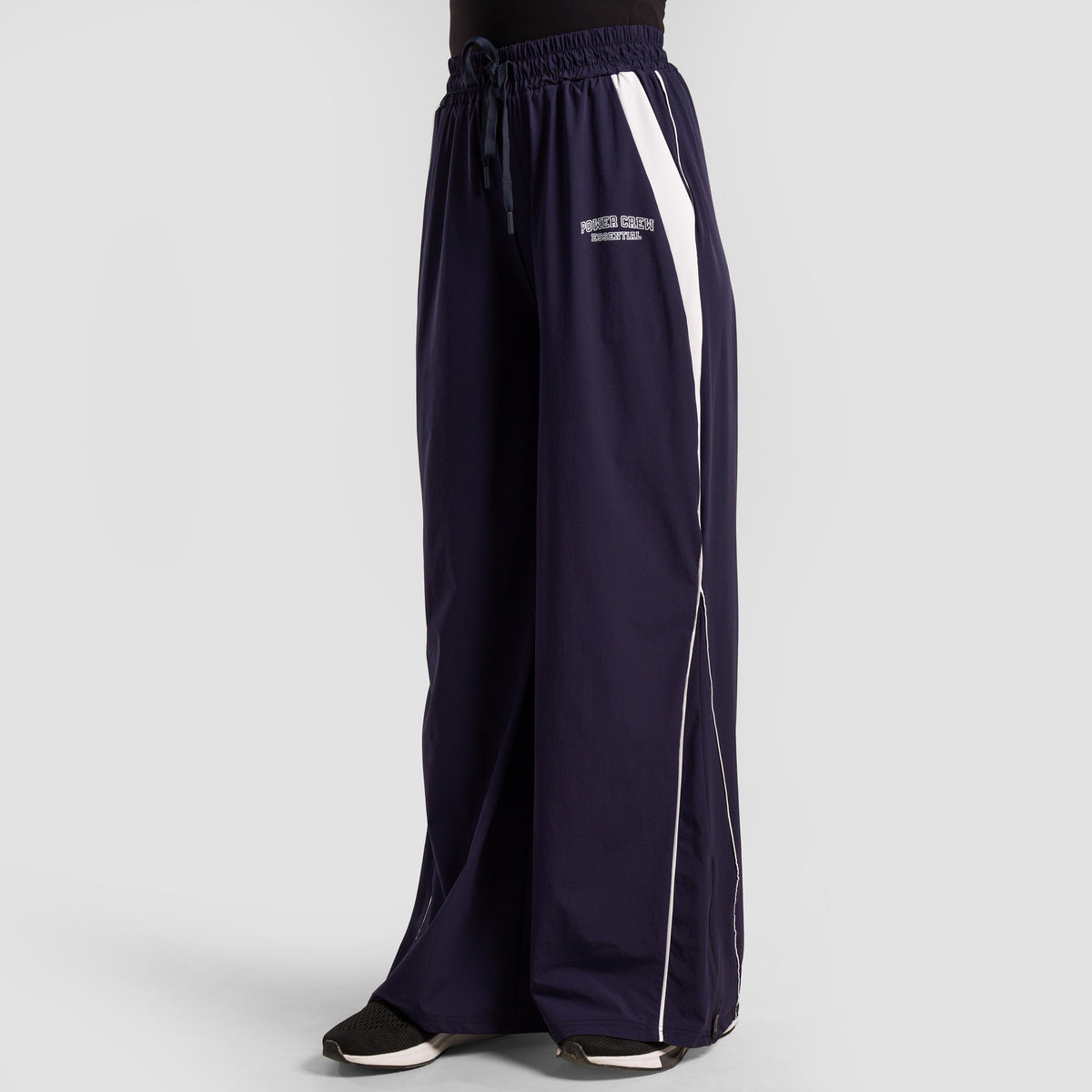 women gym trousers workout pants breathable fitness training bottoms front view Women Gym Trousers Gymarmour Pakistan