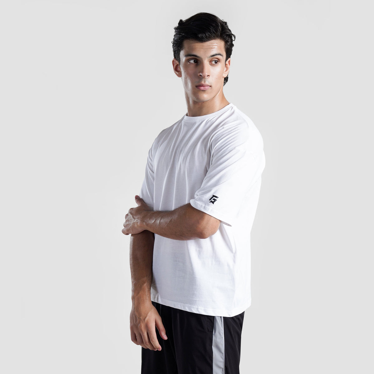 men gym t-shirt sportswear breathable workout tee side view Men T-Shirt Gym Armour Pakistan