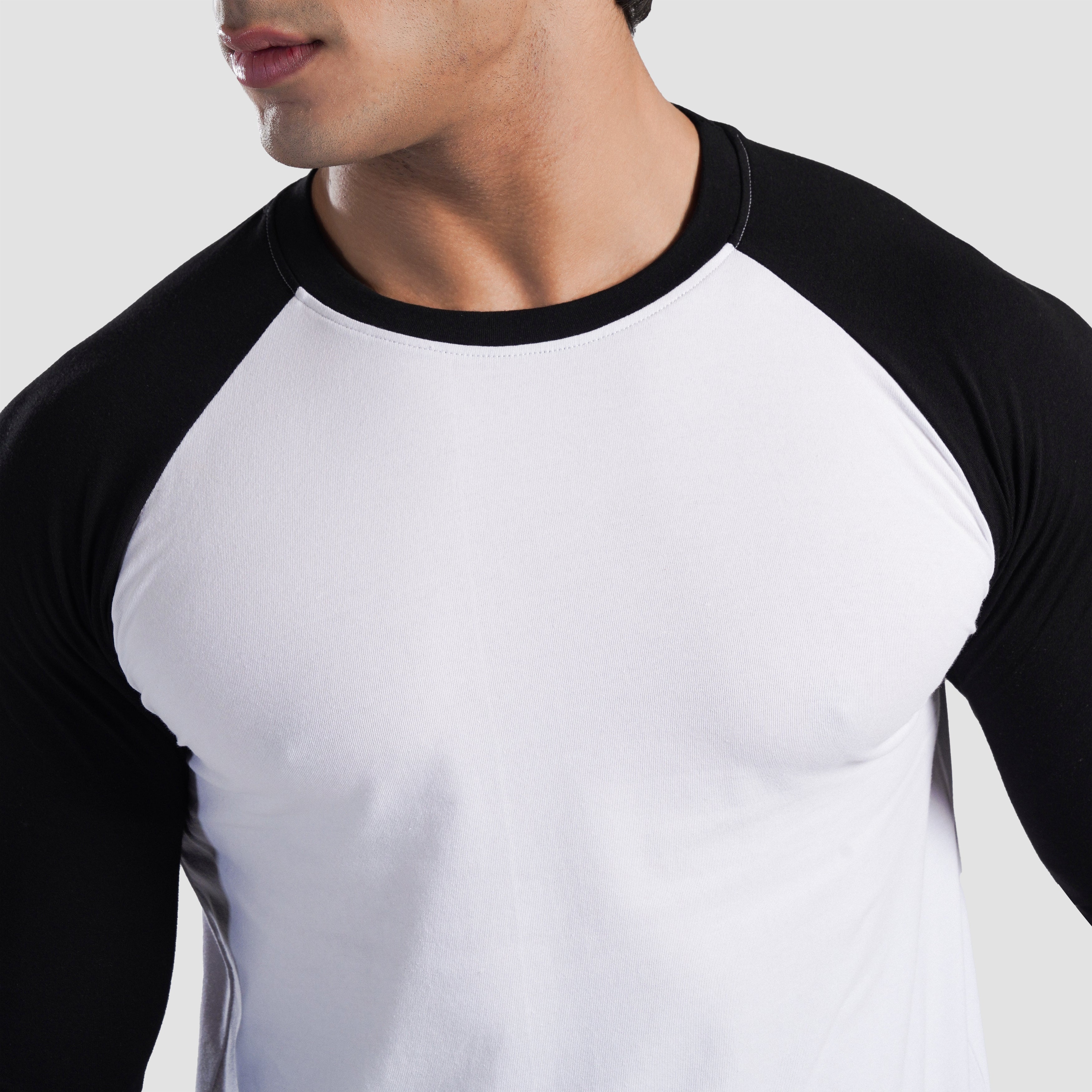 Grey Season Tee (White-Black)