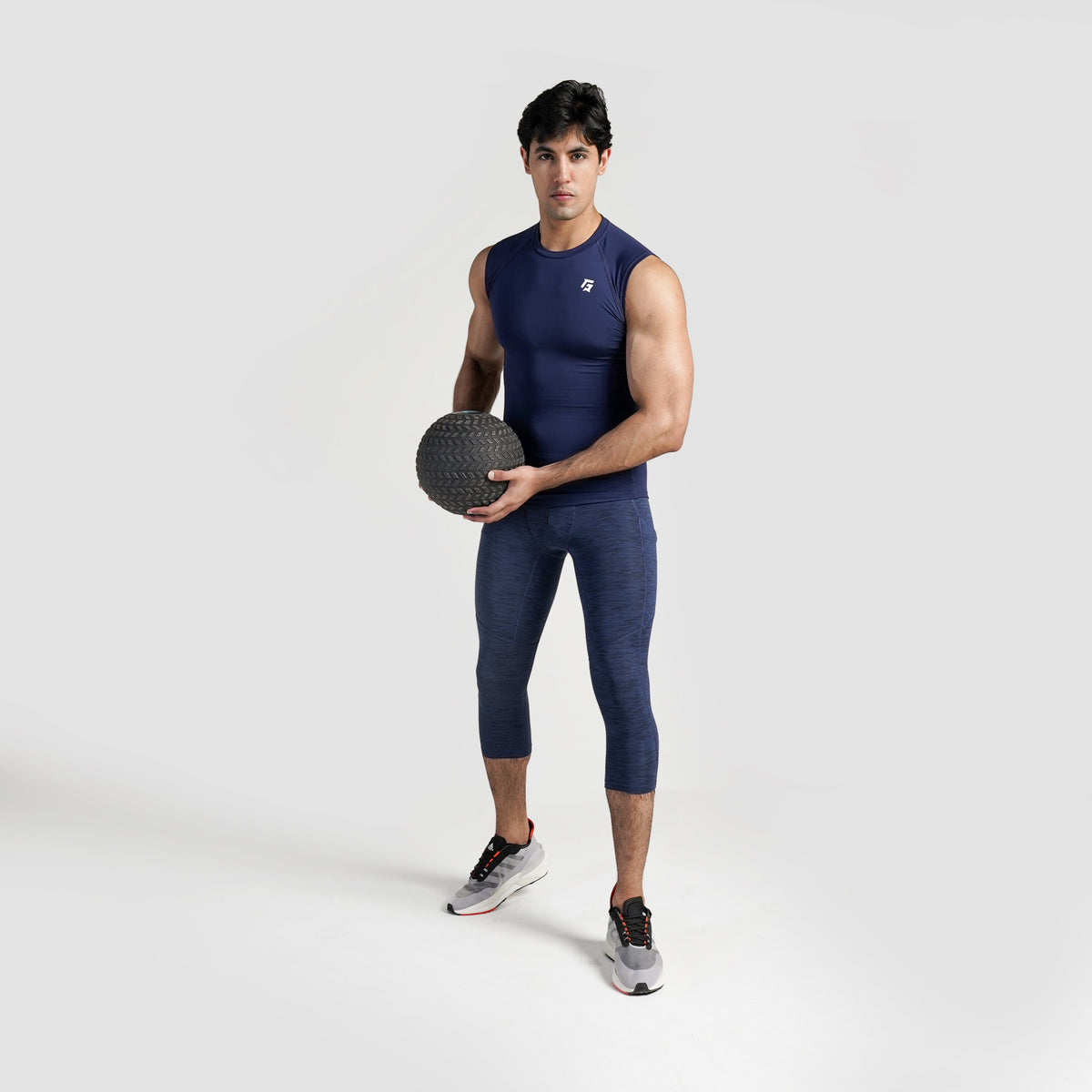 men gym wear sportswear fitness training outfit fabric detail Men Gym Wear Gymarmour Pakistan