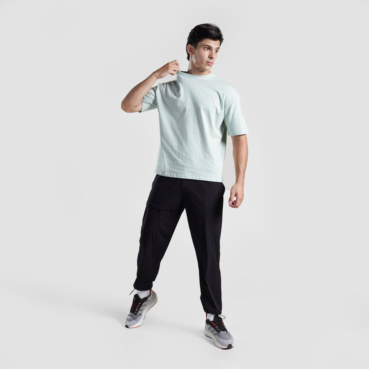 men gym t-shirt sportswear breathable workout tee fabric detail Men T-Shirt GymArmour Pakistan