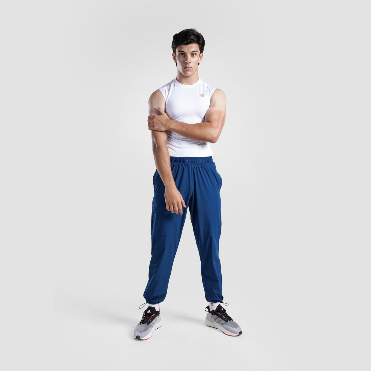 men gym trousers workout pants breathable fitness training bottoms fabric detail Men Gym Trousers Gym Armour Pakistan