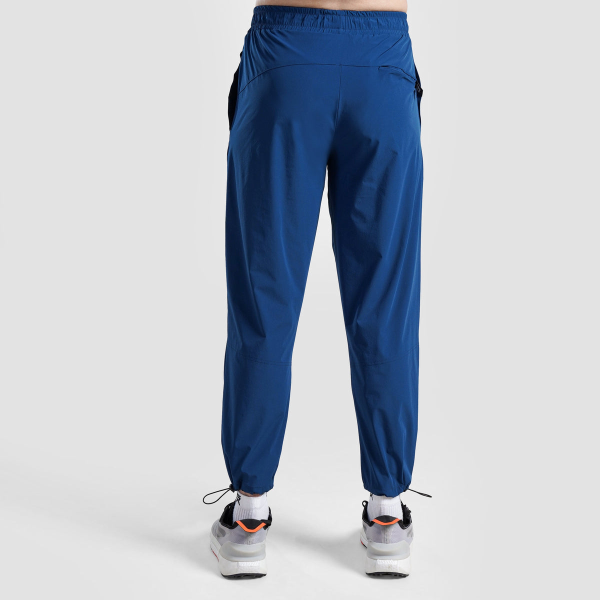 men gym trousers workout pants breathable fitness training bottoms back view Men Gym Trousers GymArmour Pakistan
