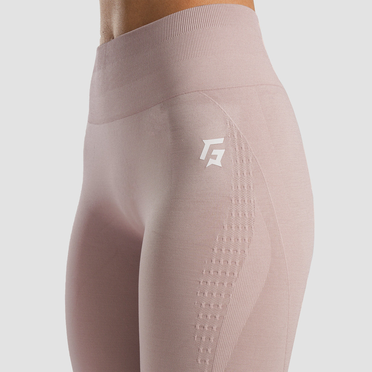 women gym wear sportswear fitness training outfit fit view Women Gym Wear Gym Armour Pakistan
